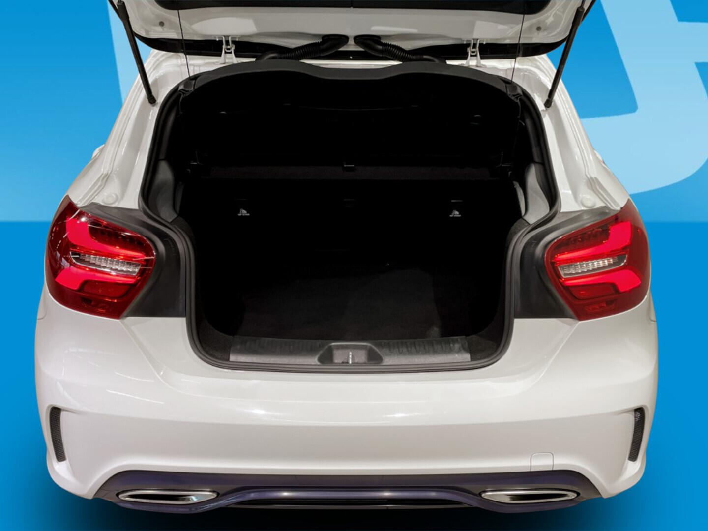 MERCEDES-BENZ A 2016