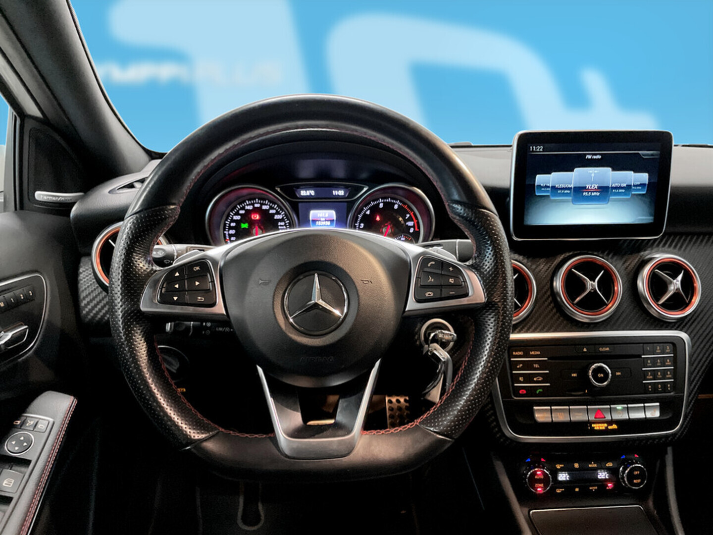 MERCEDES-BENZ A 2016