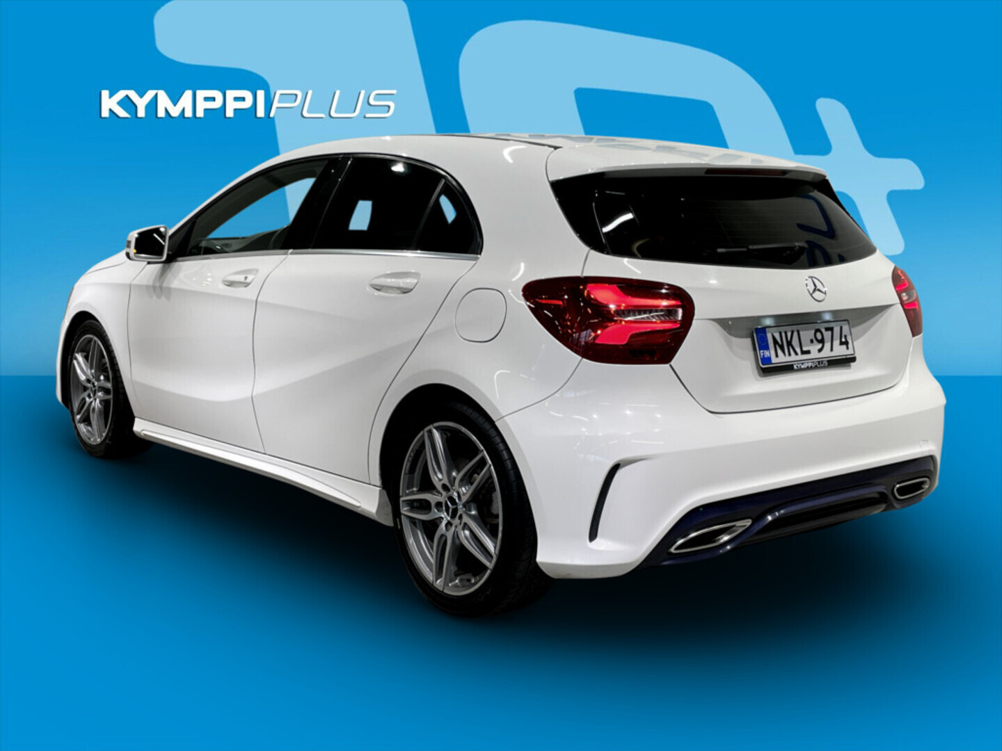 MERCEDES-BENZ A 2016