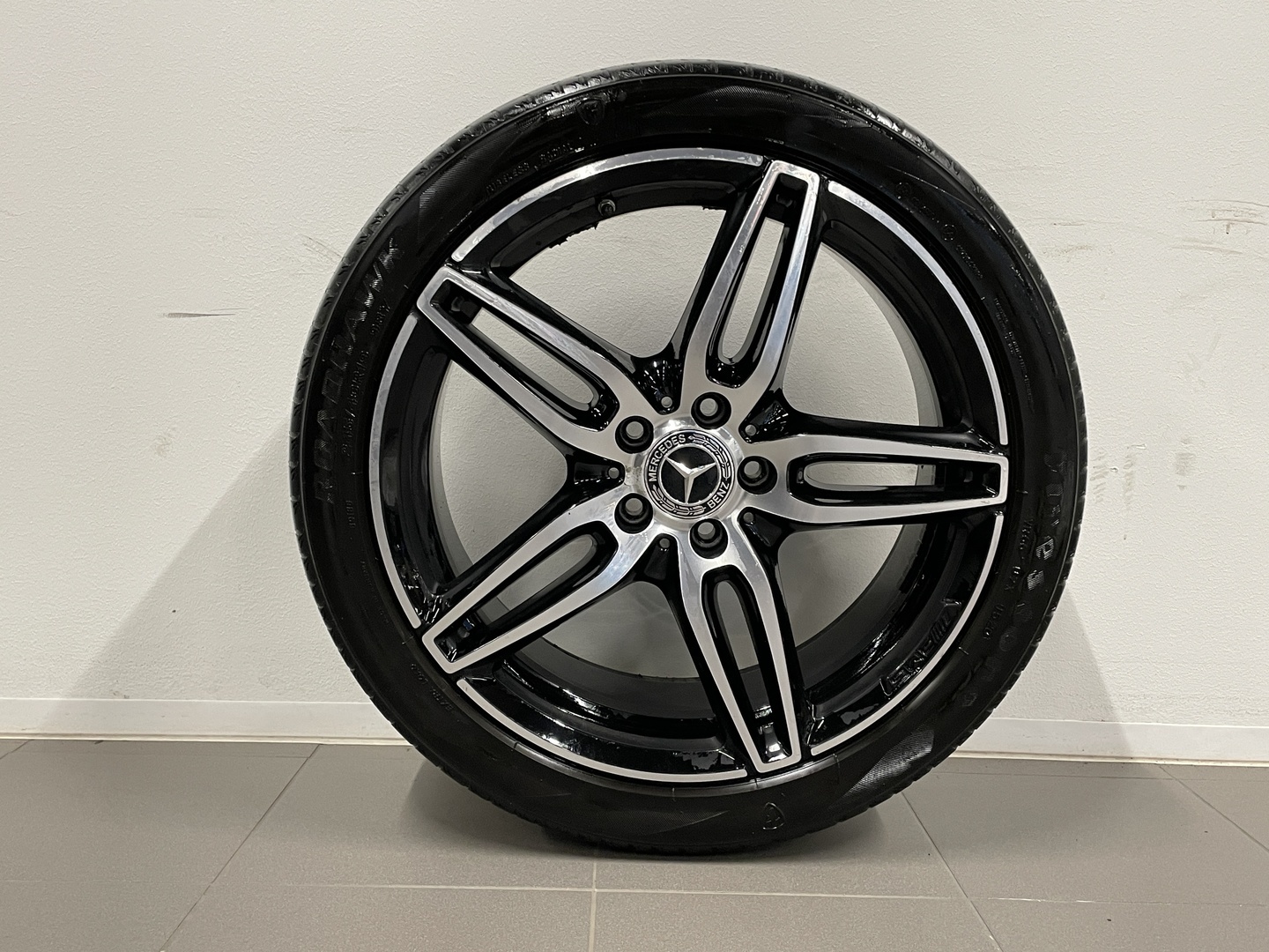 MERCEDES-BENZ E 2018