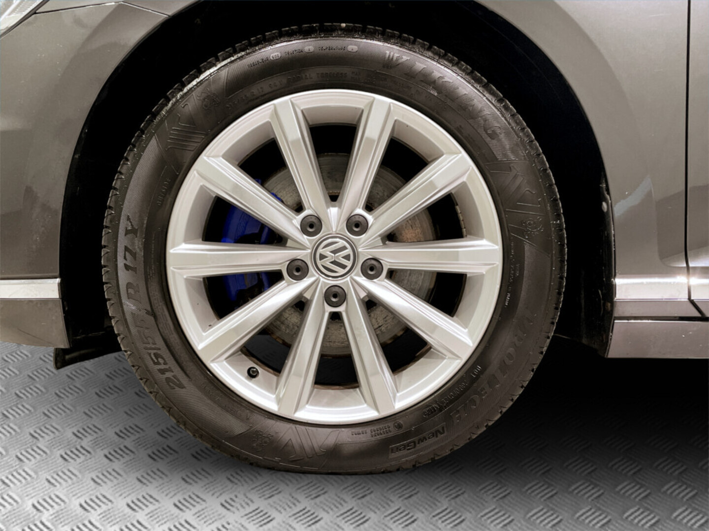 VOLKSWAGEN Passat 2018