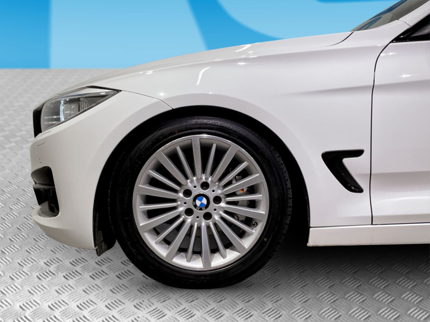 BMW 320 Gran Turismo 2015