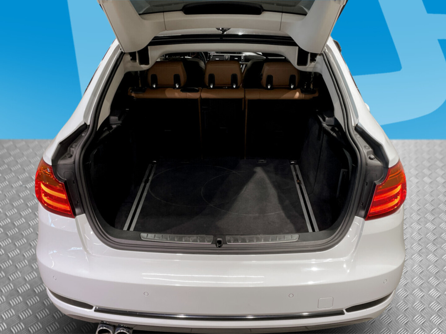 BMW 320 Gran Turismo 2015