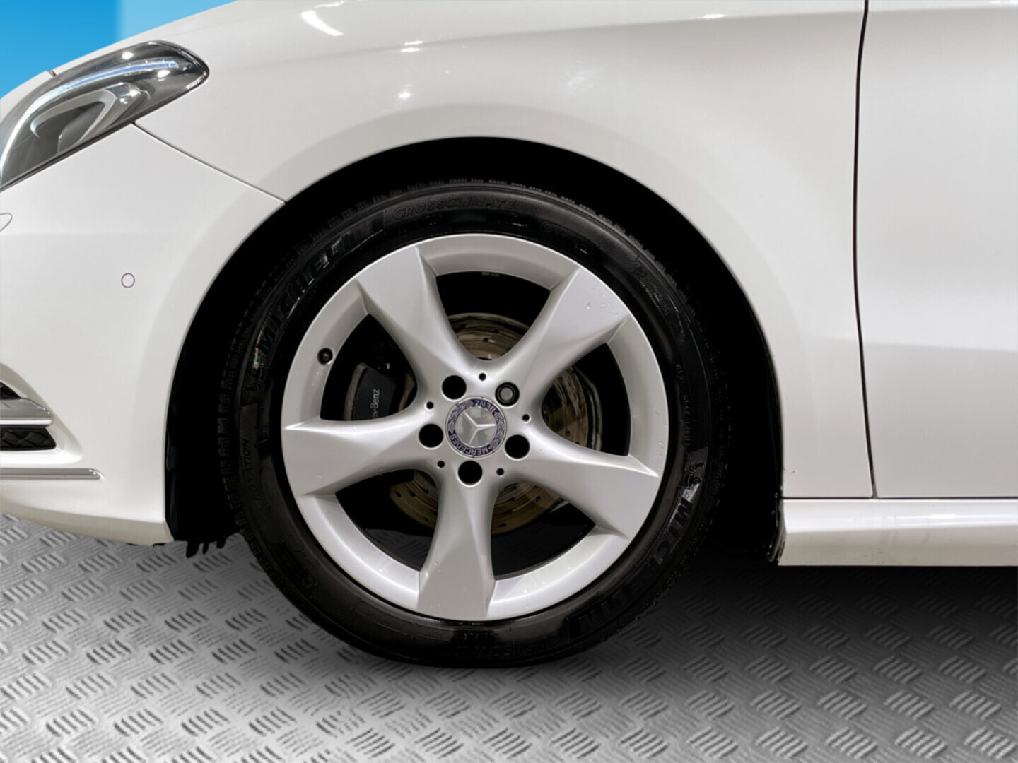 MERCEDES-BENZ B 2012