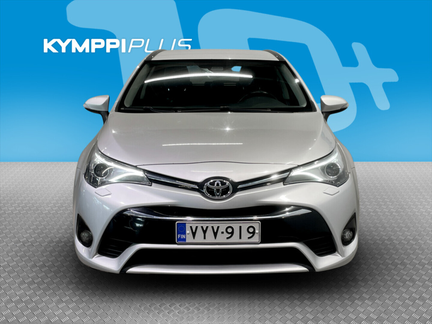 TOYOTA Avensis 2016