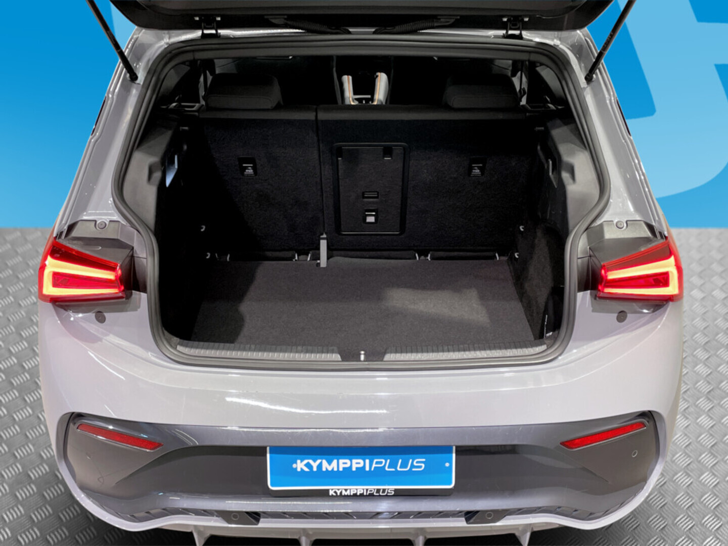 CUPRA Born 2023