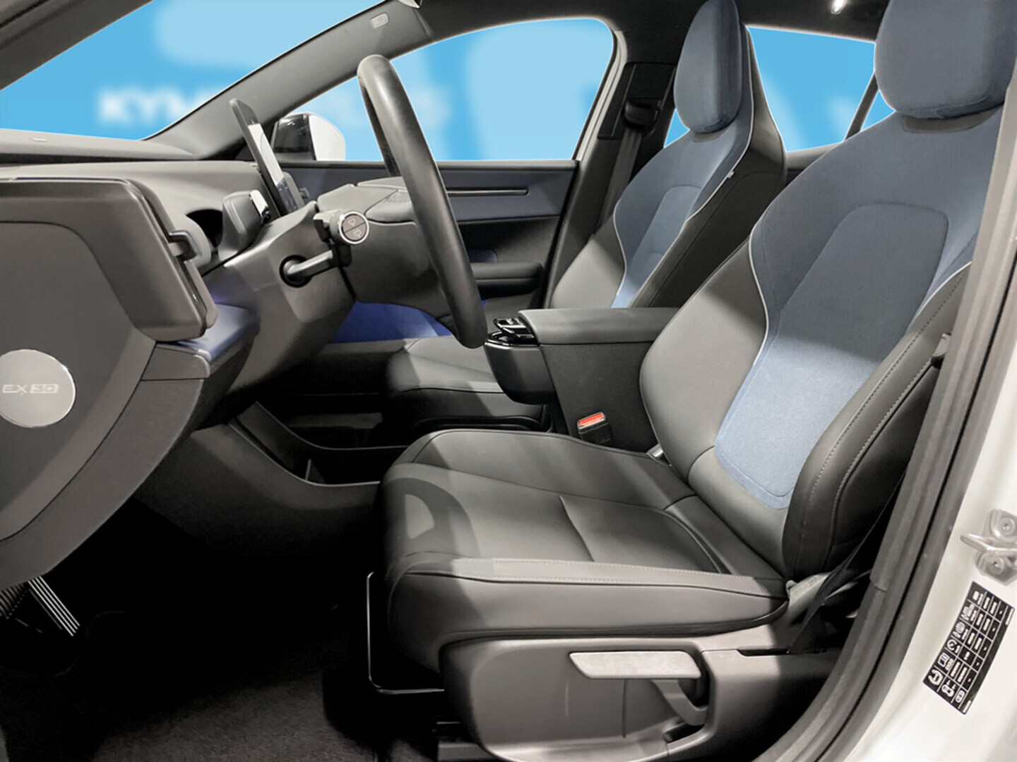 VOLVO EX30 2024