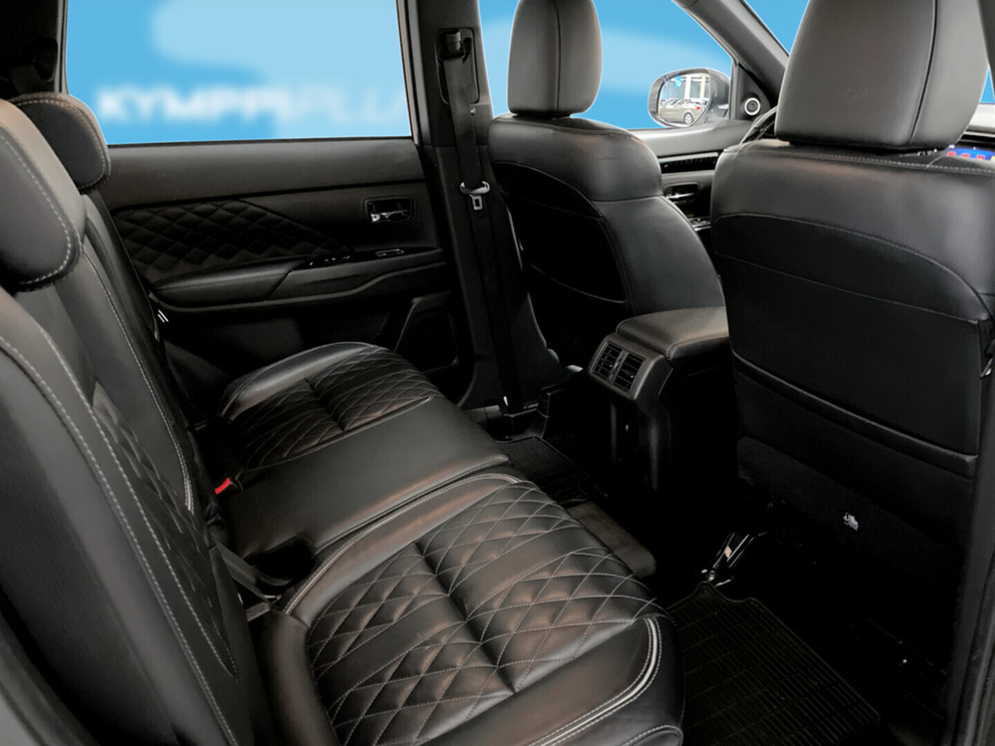 MITSUBISHI Outlander PHEV 2019