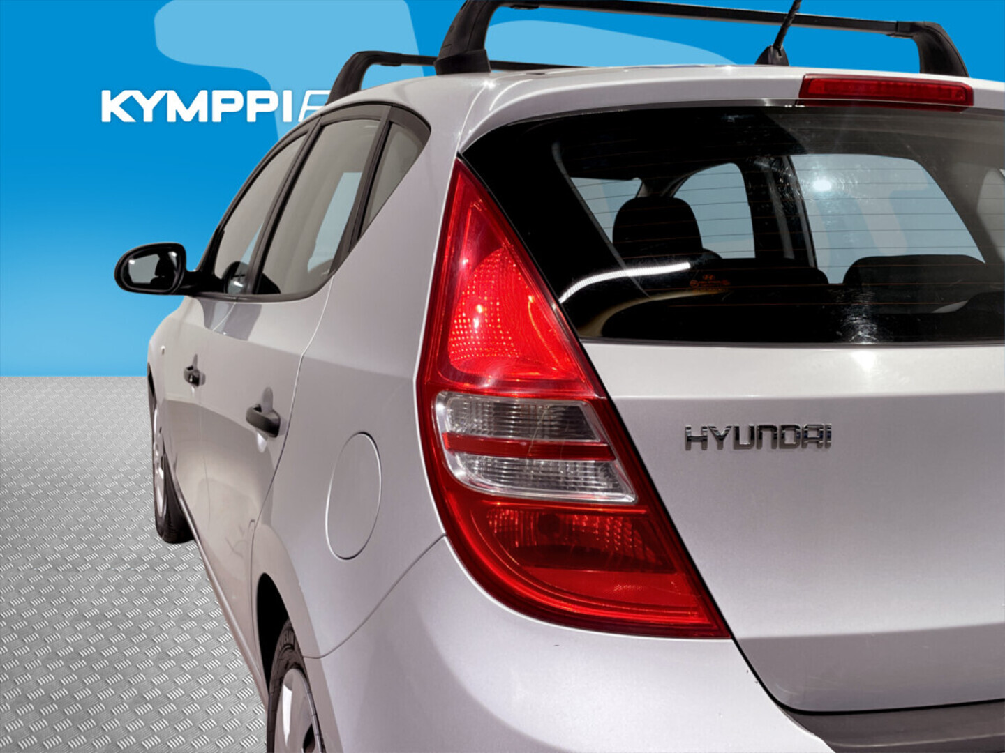 HYUNDAI i30 2009