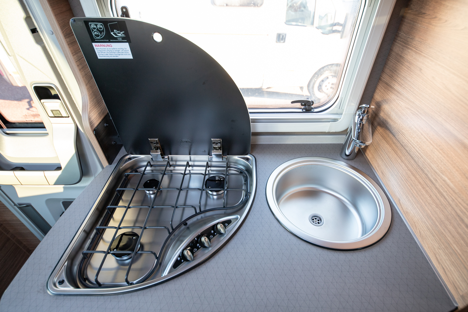 WEINSBERG CaraCompact MB 640 MEG EDITION [PEPPER] 2026