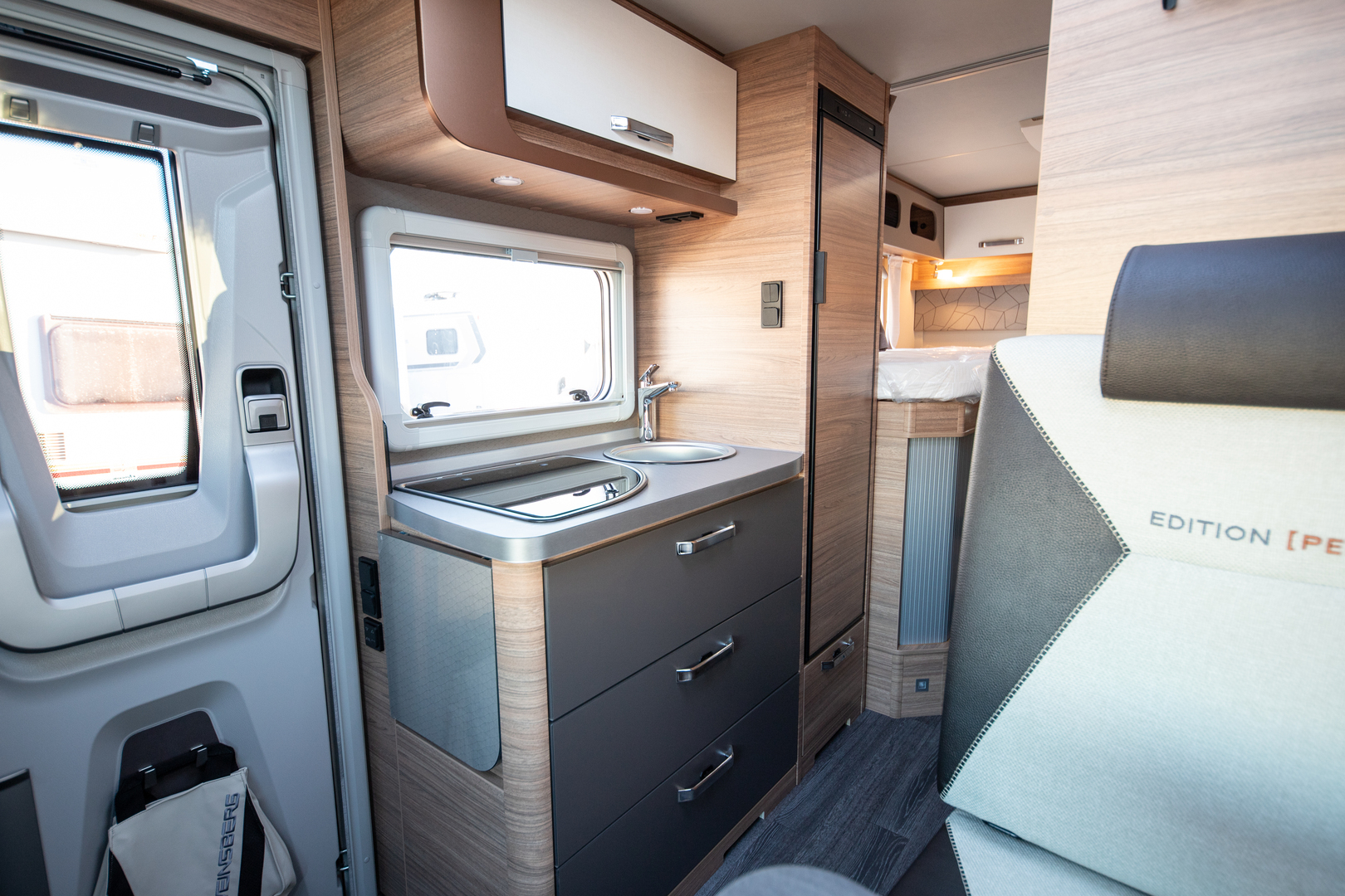 WEINSBERG CaraCompact MB 640 MEG EDITION [PEPPER] 2026