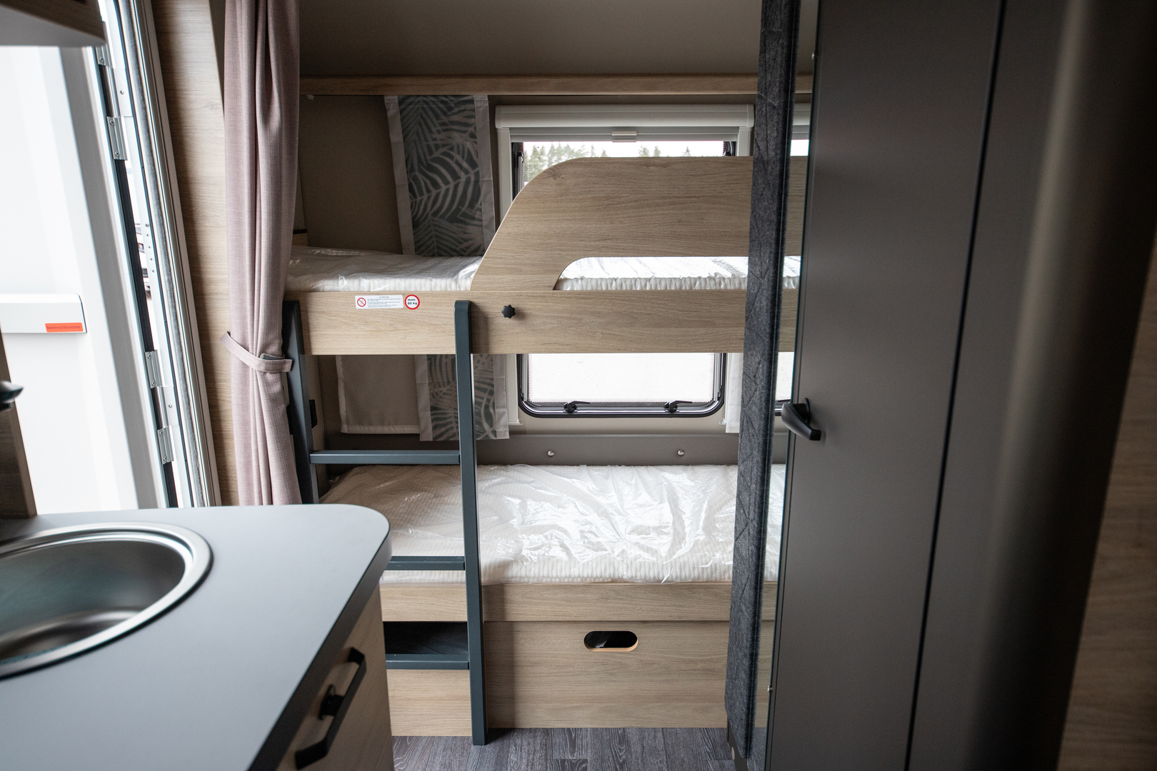 WEINSBERG CaraOne 2026