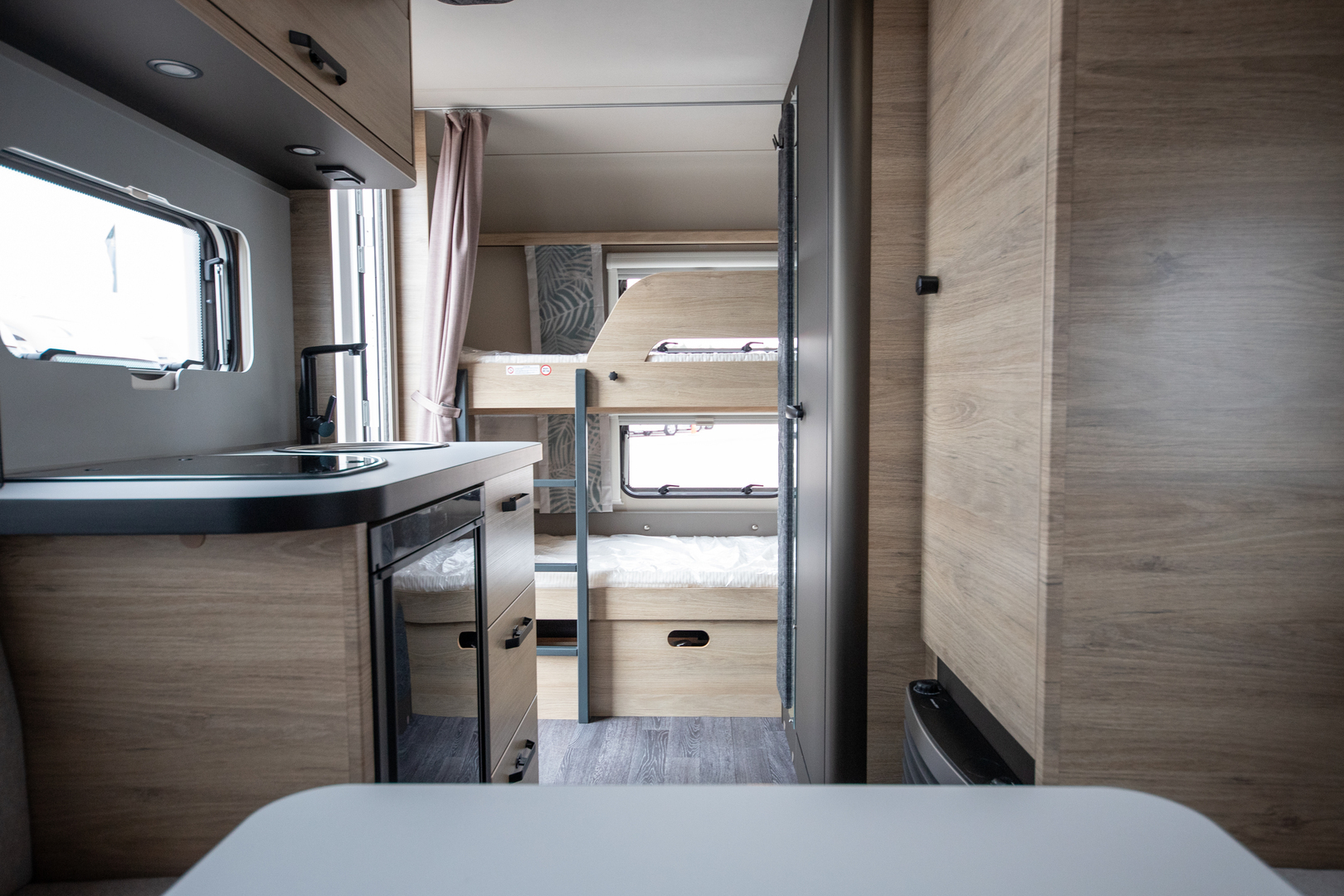 WEINSBERG CaraOne 2026