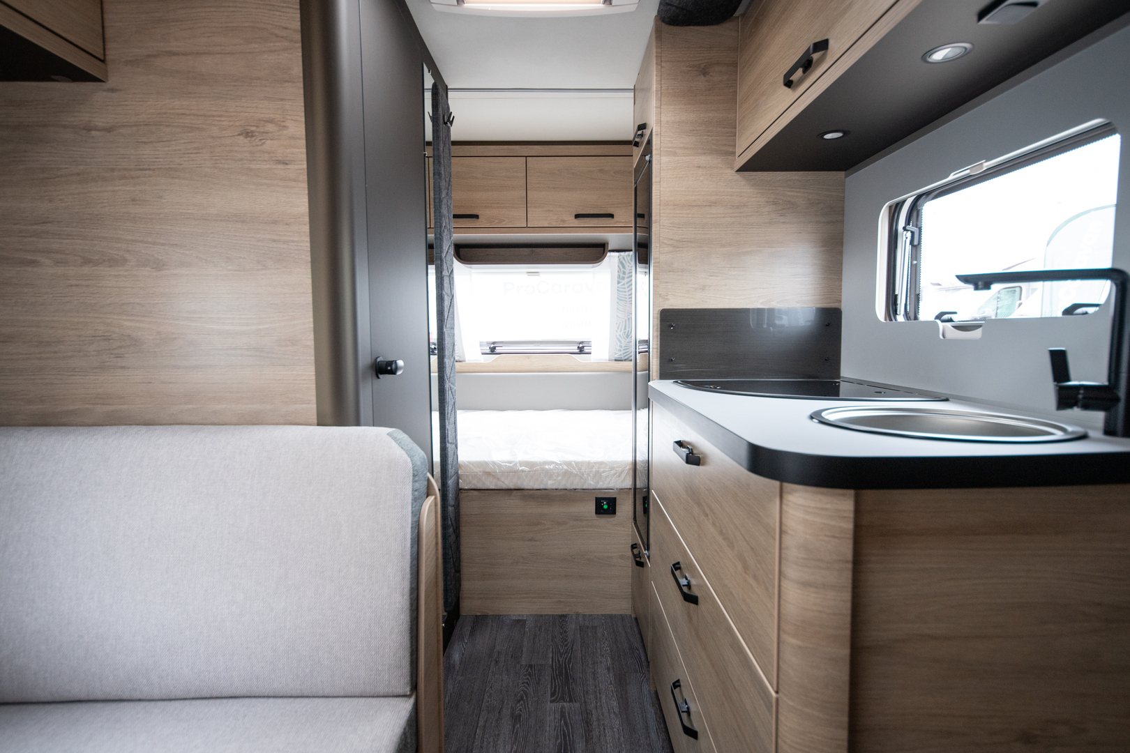 WEINSBERG CaraOne 2026