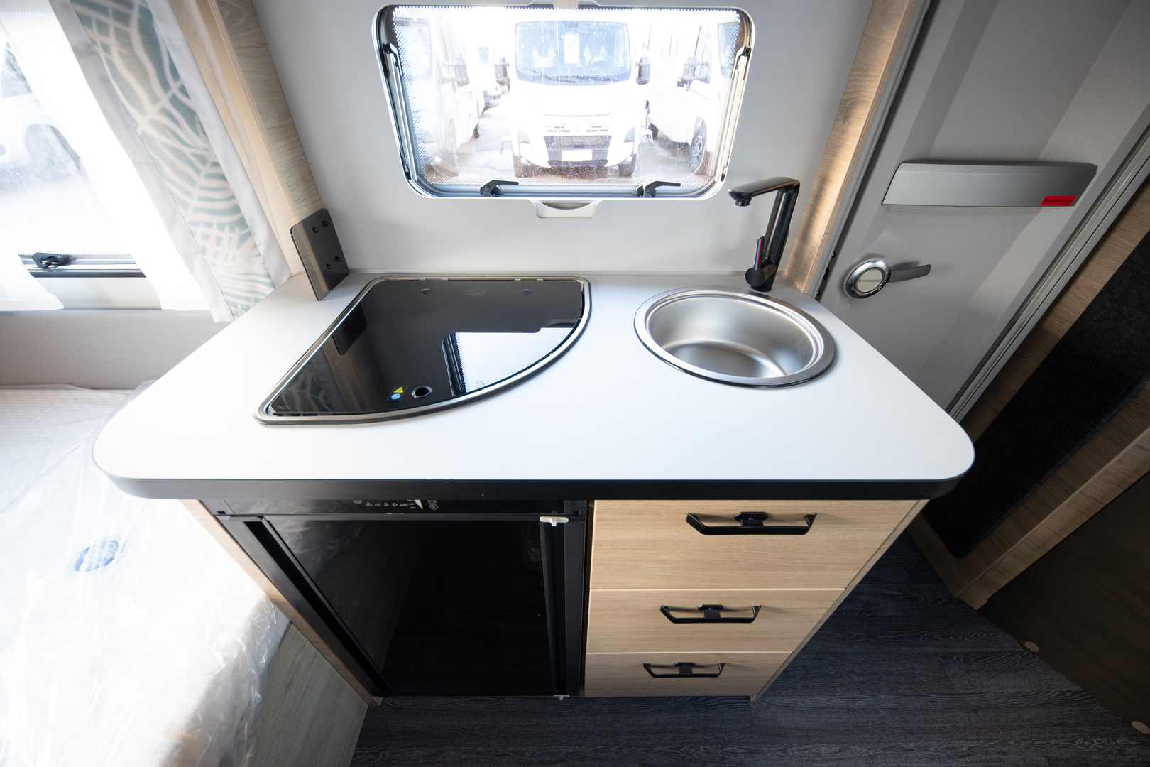 WEINSBERG CaraOne 2026