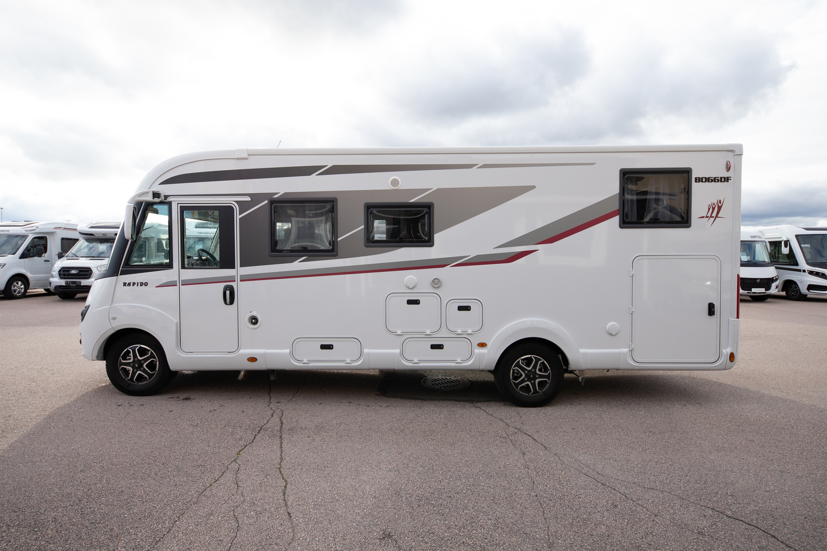 RAPIDO 8066 DF Ultimate Line ALDE 2025