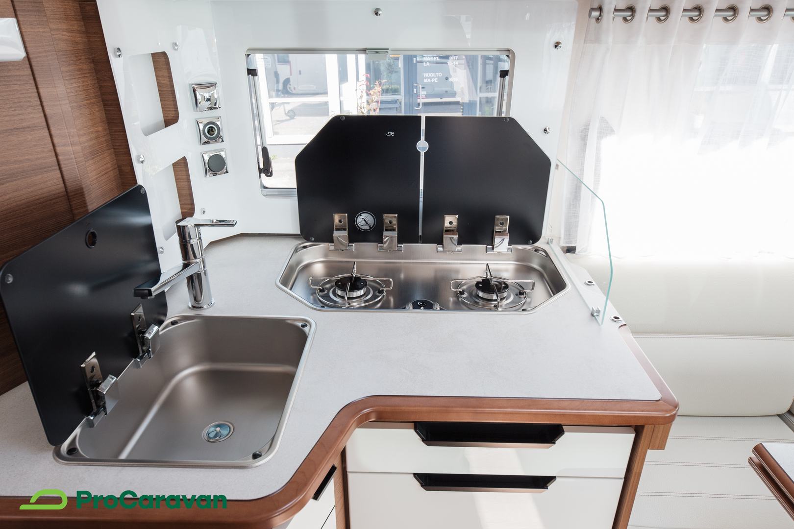 RAPIDO 8066 DF Ultimate Line ALDE 2025