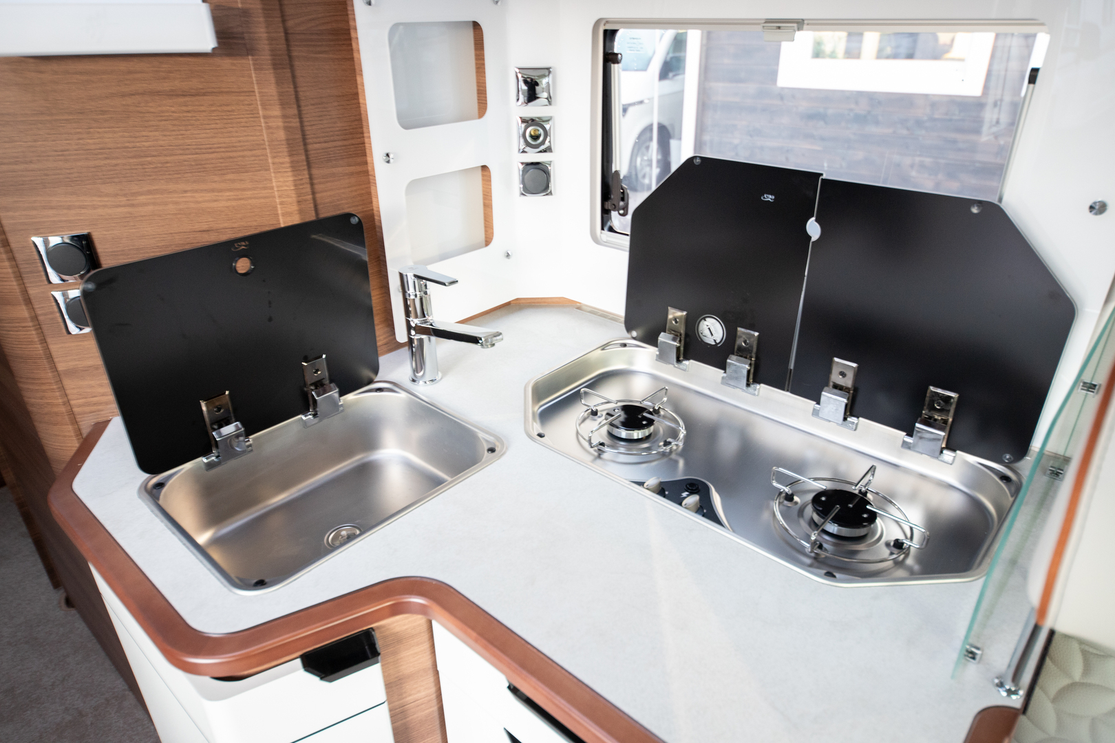 RAPIDO 696F R65 Edition 2026