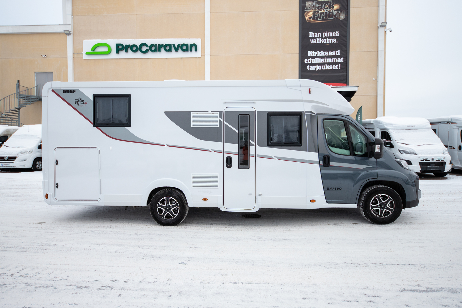 RAPIDO 696F R65 Edition 2026