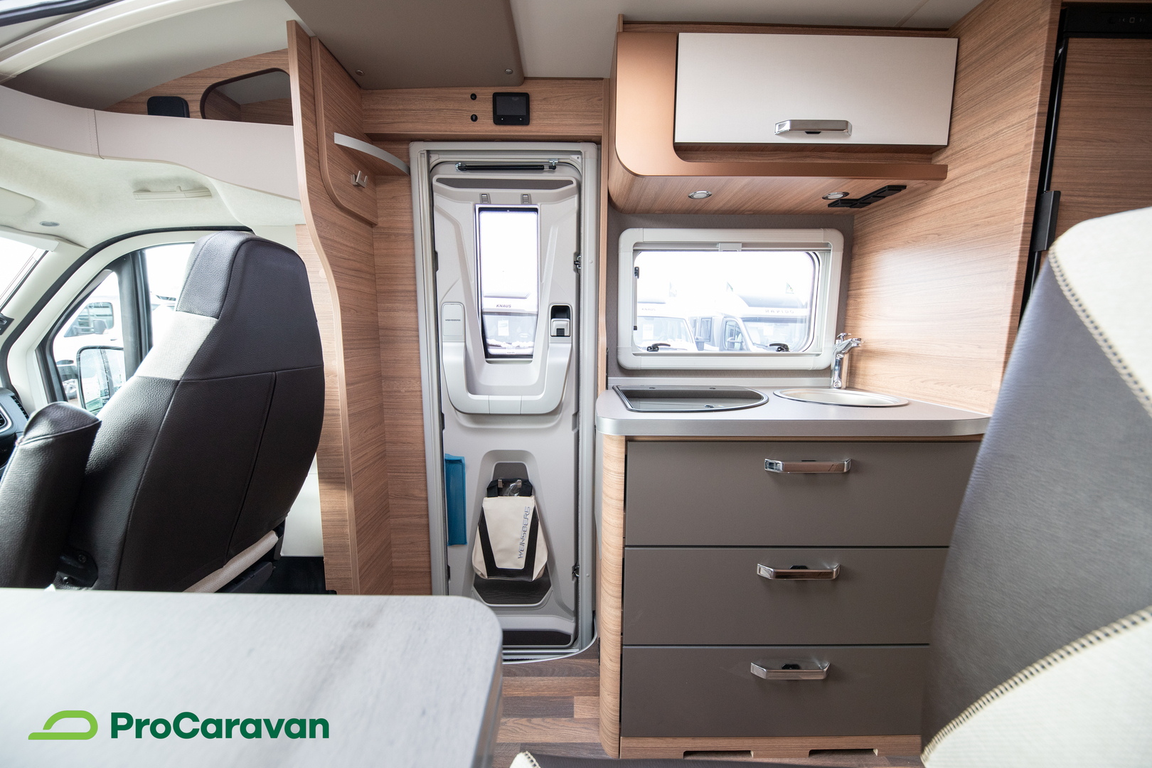 WEINSBERG CaraCompact 600 MF Edition [PEPPER] 2026