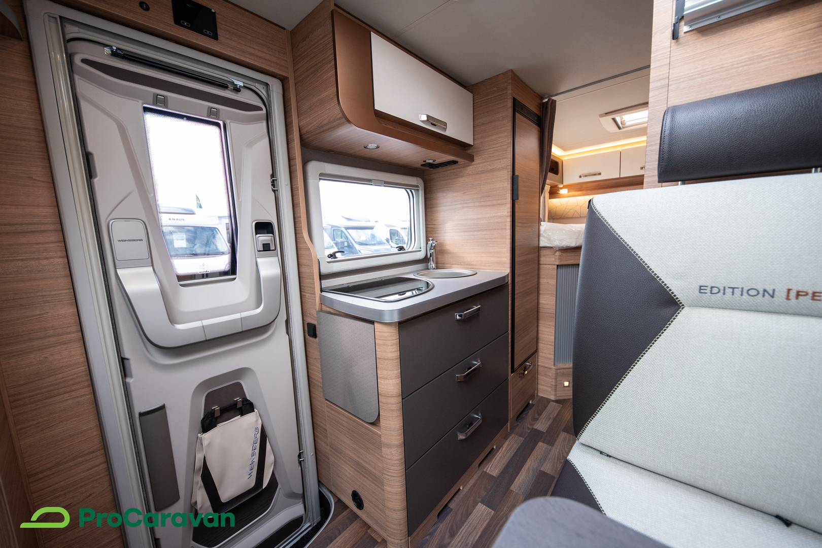 WEINSBERG CaraCompact 600 MEG EDITION [PEPPER] 2026
