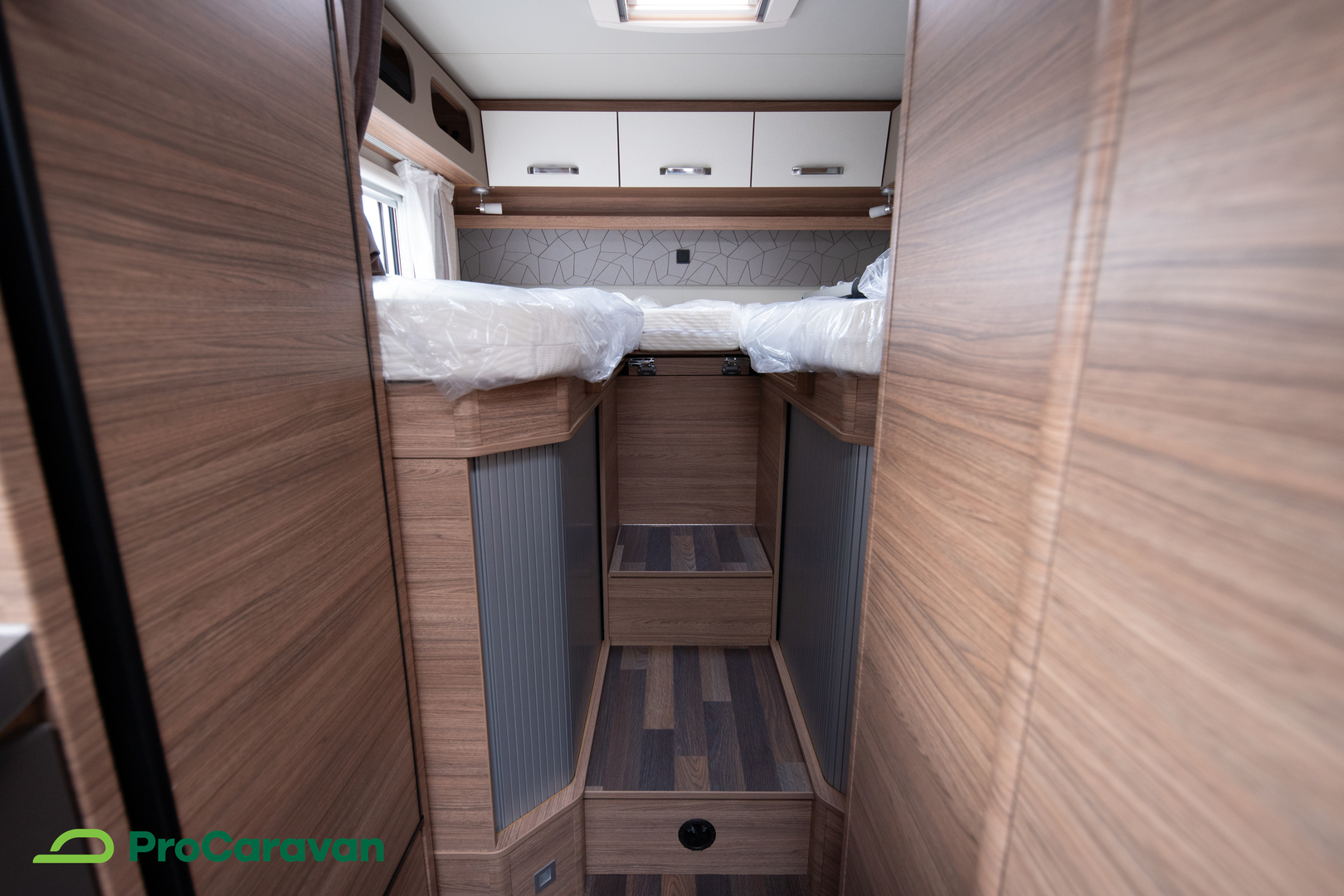 WEINSBERG CaraCompact 600 MEG EDITION [PEPPER] 2026