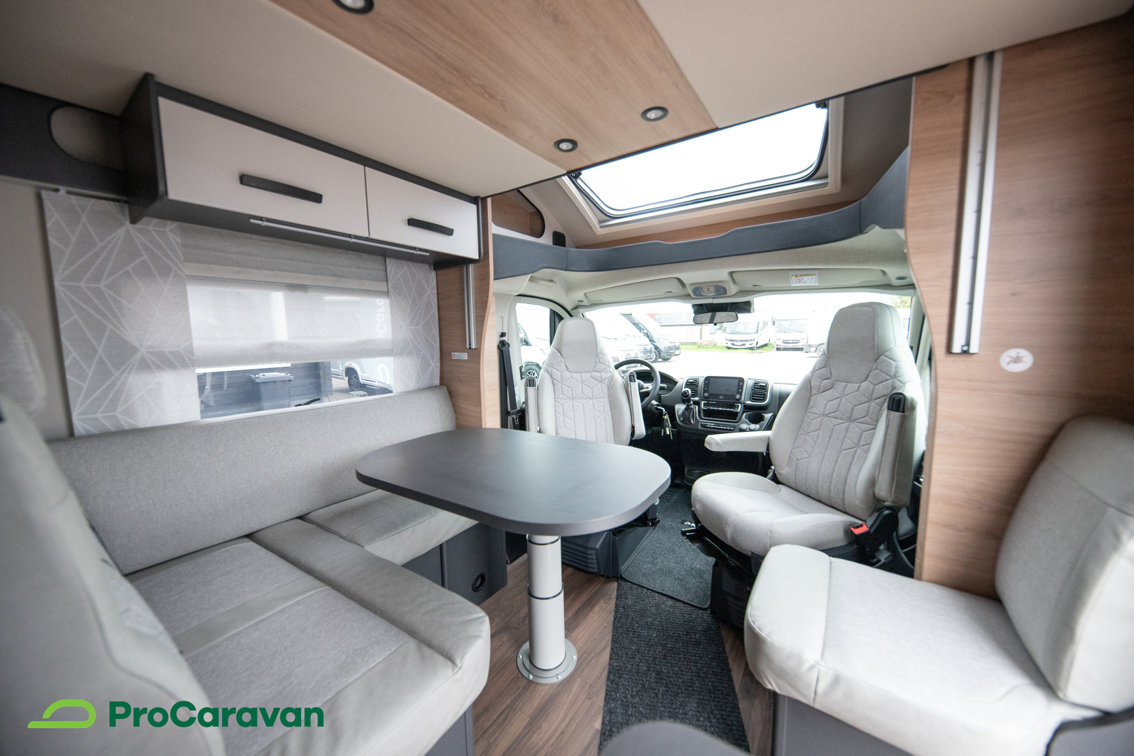 KNAUS Live Wave 650 MEG Platinum Selection 2027