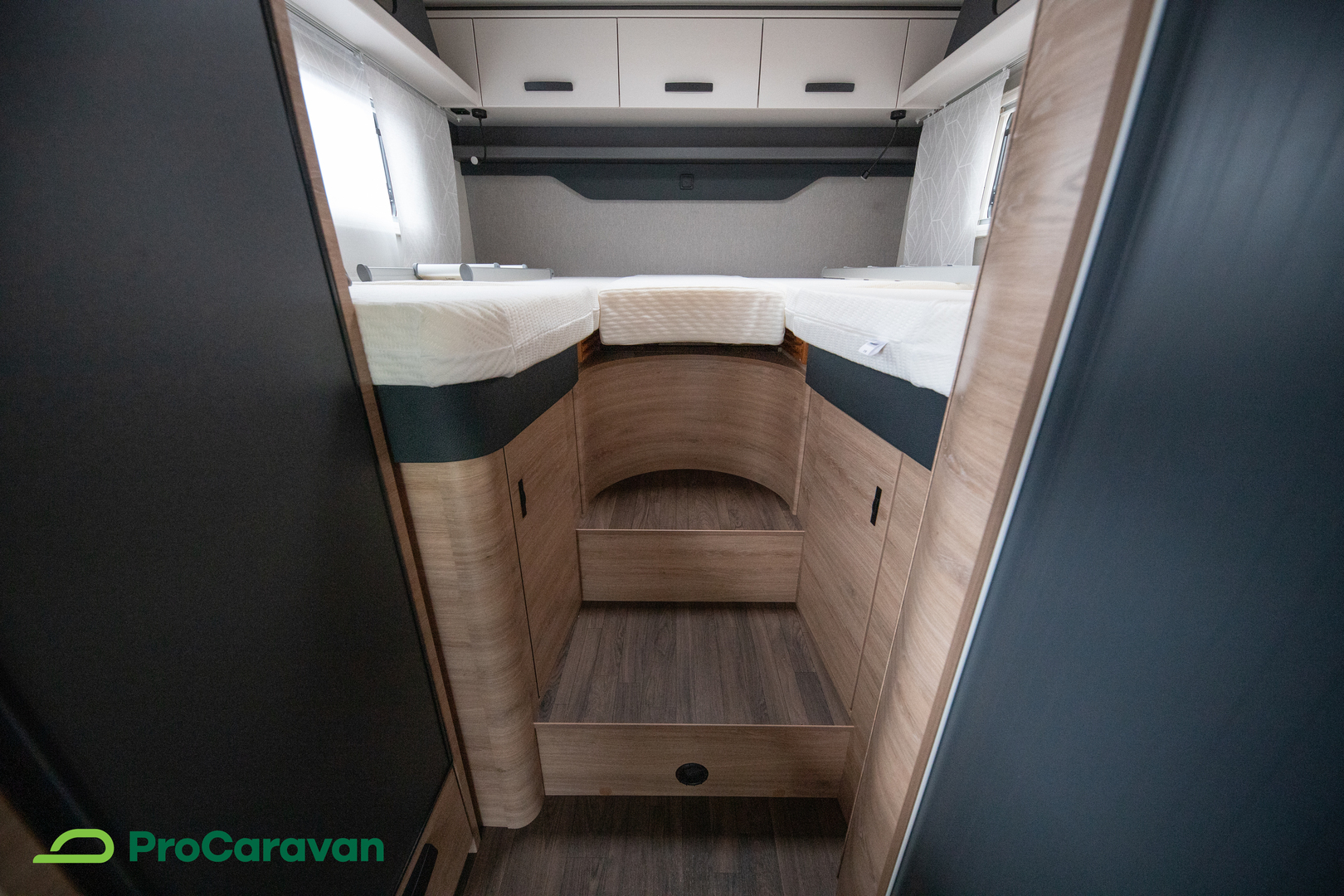 KNAUS Live Wave 650 MEG Platinum Selection 2027