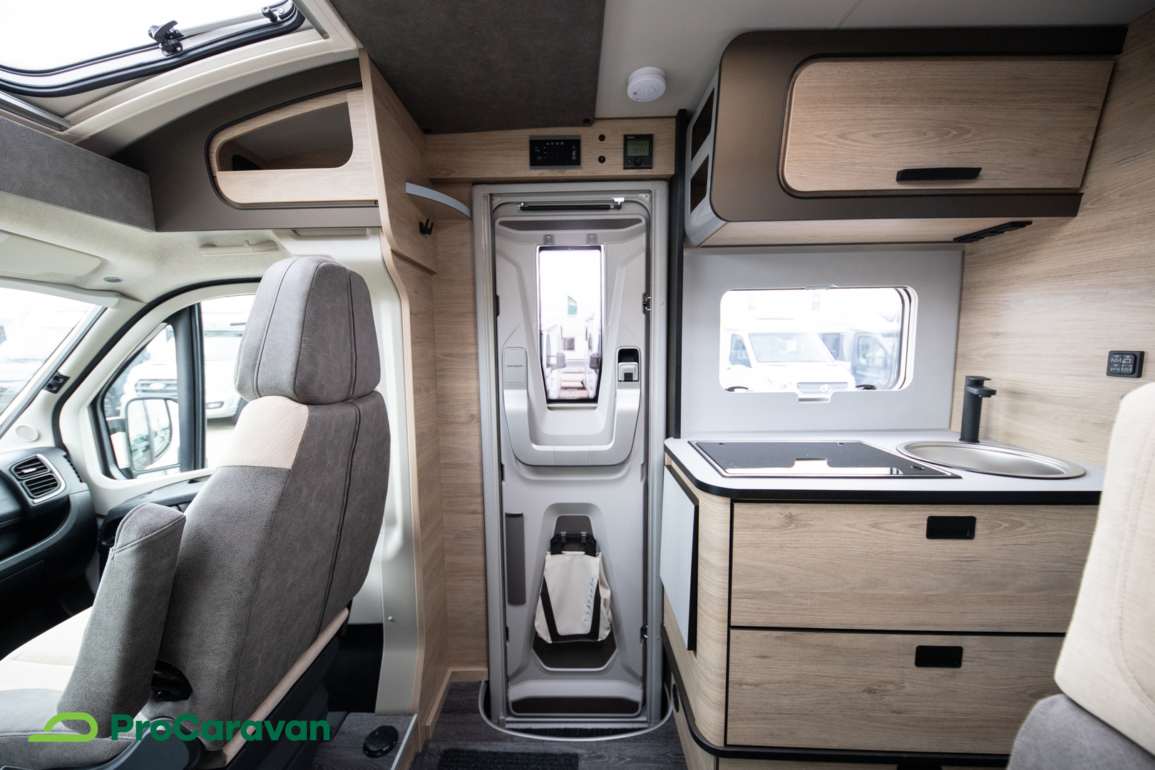 WEINSBERG CaraCompact 600 MEG Edition [PEPPER] 2027