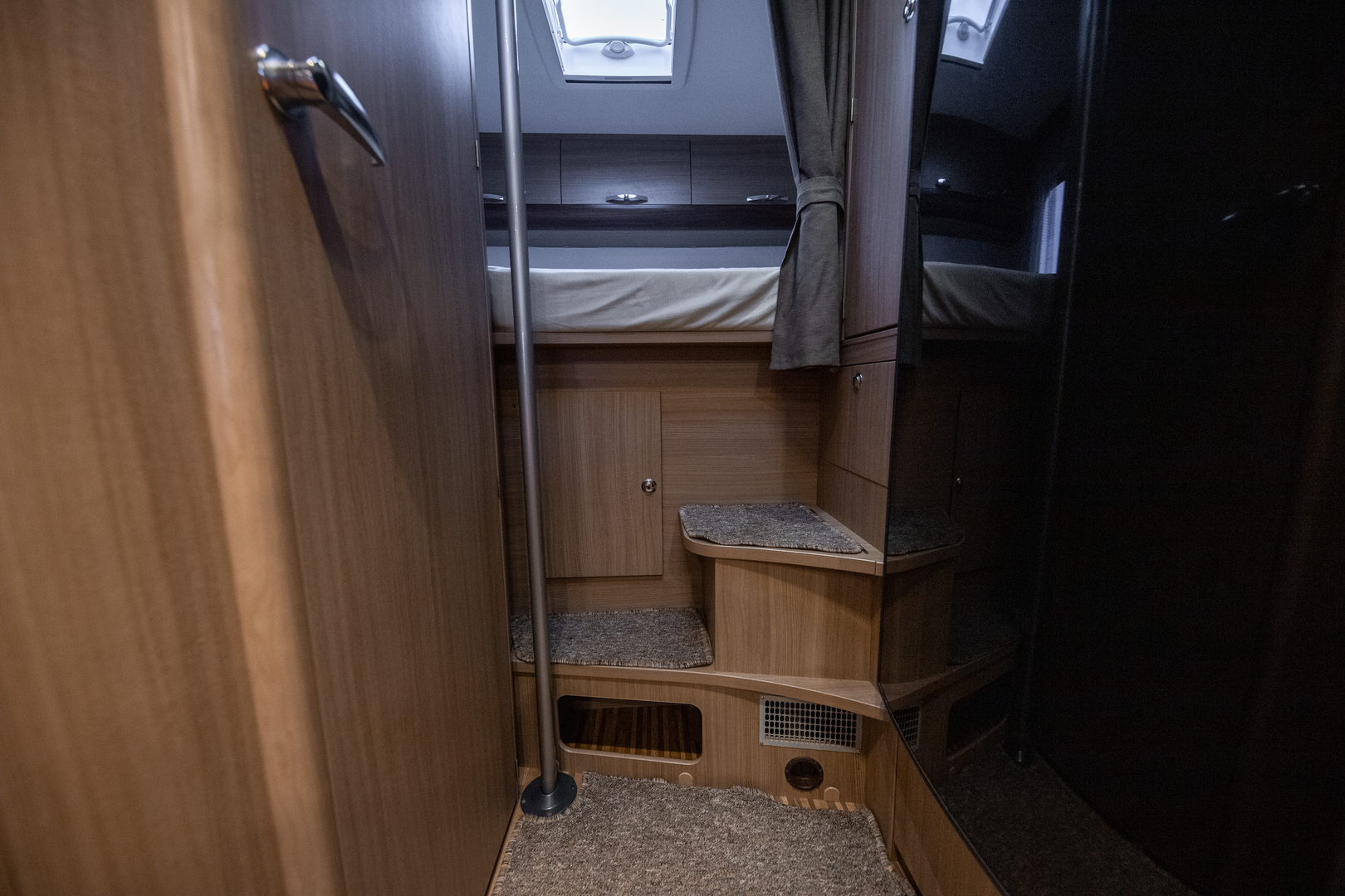 ADRIA Matrix Axess M 680 SP 2013