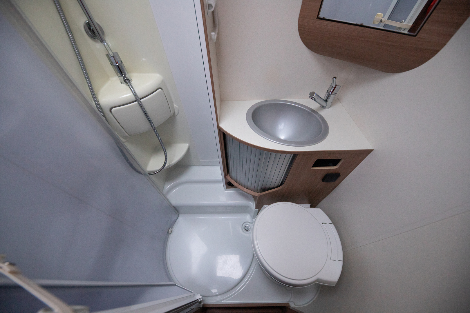 ADRIA Matrix Axess M 680 SP 2013