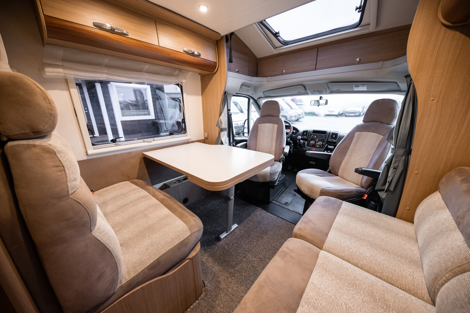 ADRIA Matrix Axess M 680 SP 2013