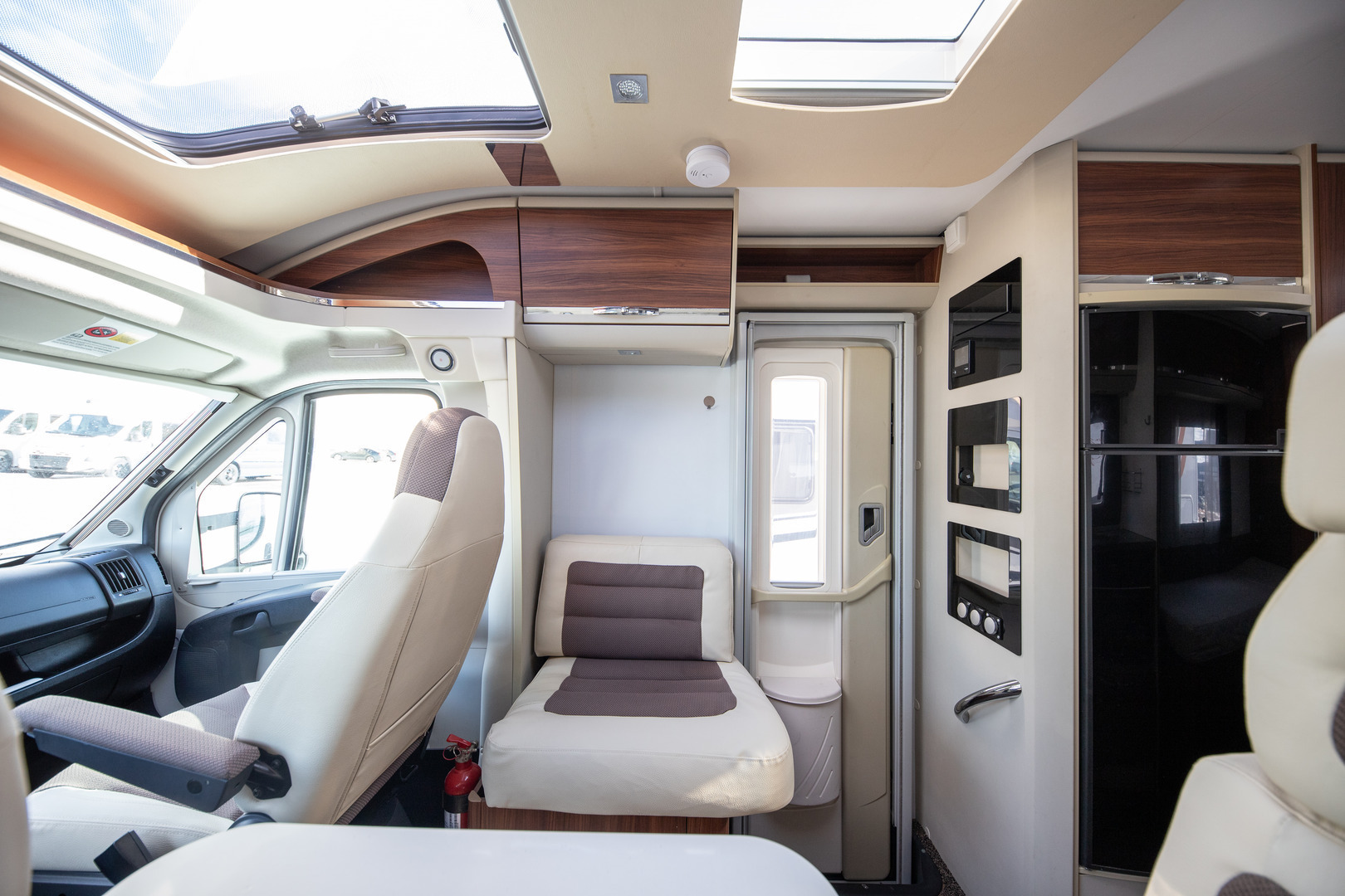 ADRIA Coral Supreme S 670 SLT 2015