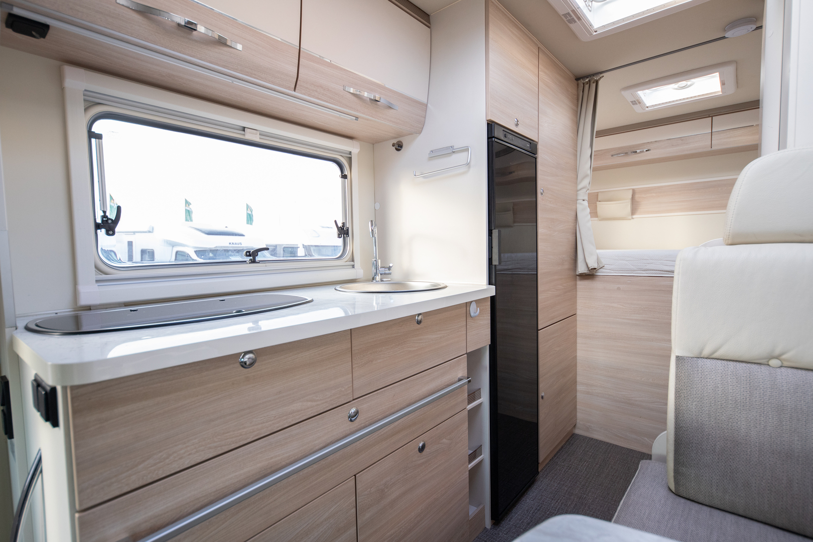 EURA MOBIL Active One 690 HB 2021