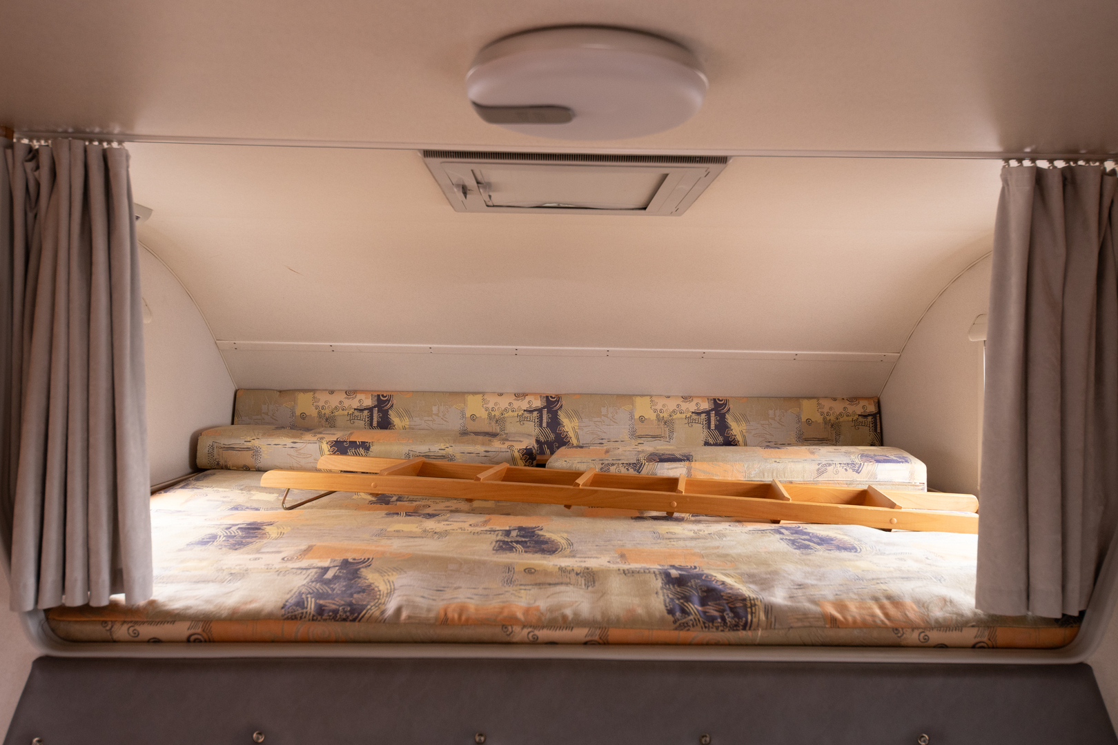 KNAUS Traveller 2000