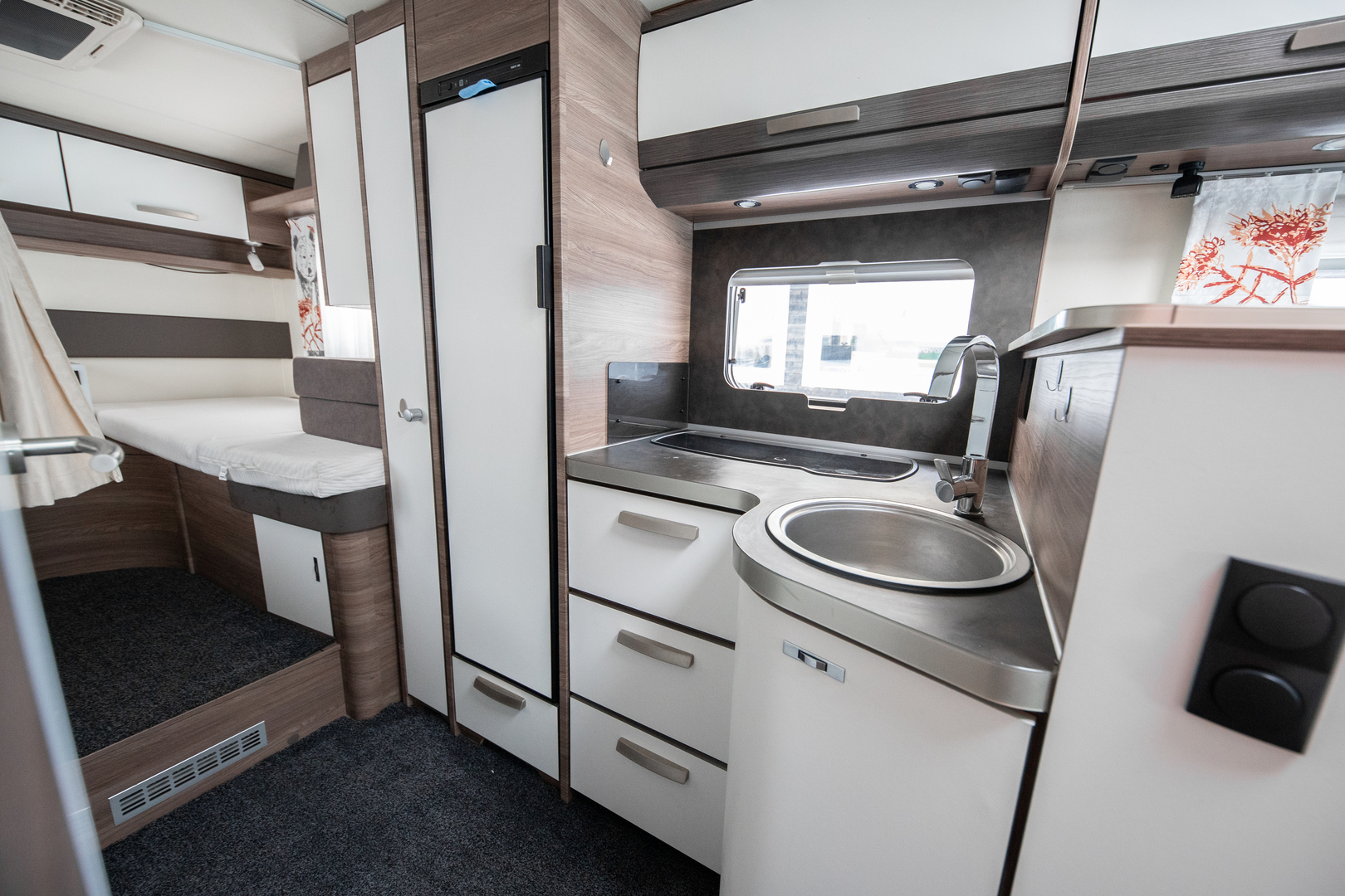 KNAUS Live TI 700 MEG 2018