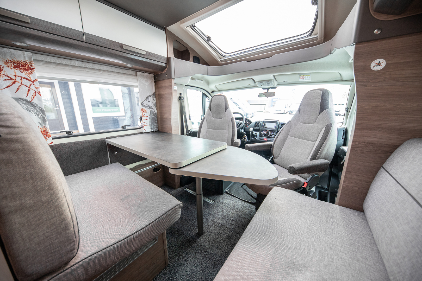 KNAUS Live TI 700 MEG 2018