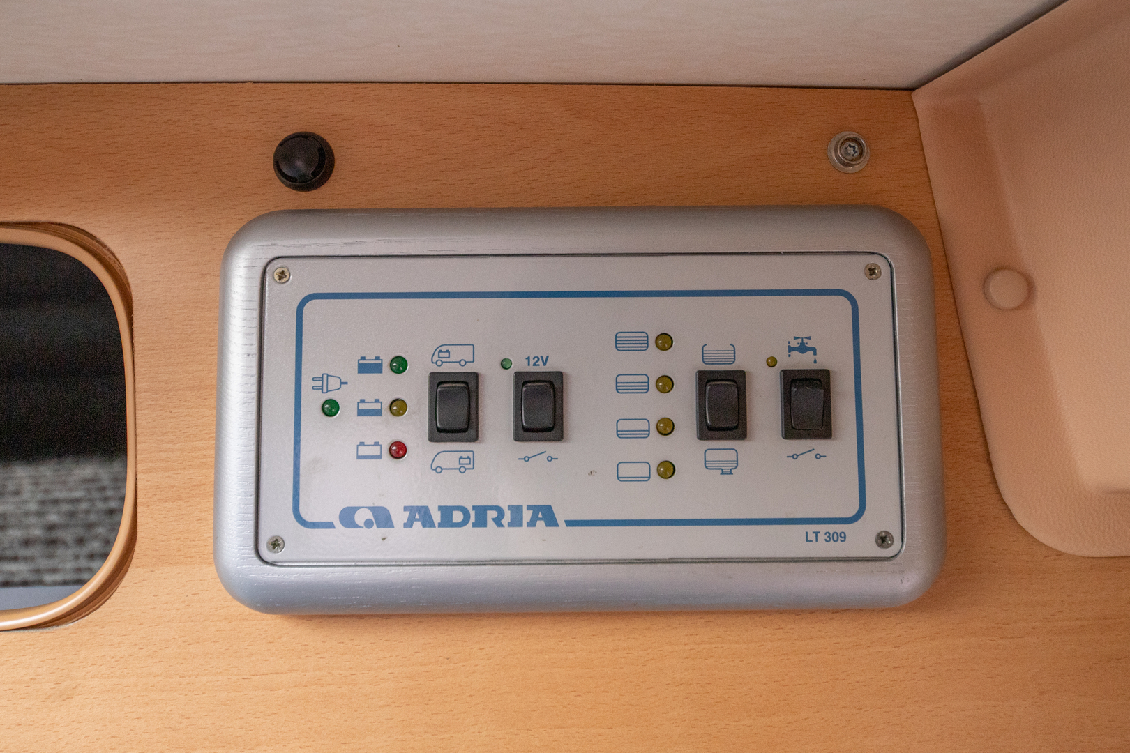 ADRIA Twin 600 2007