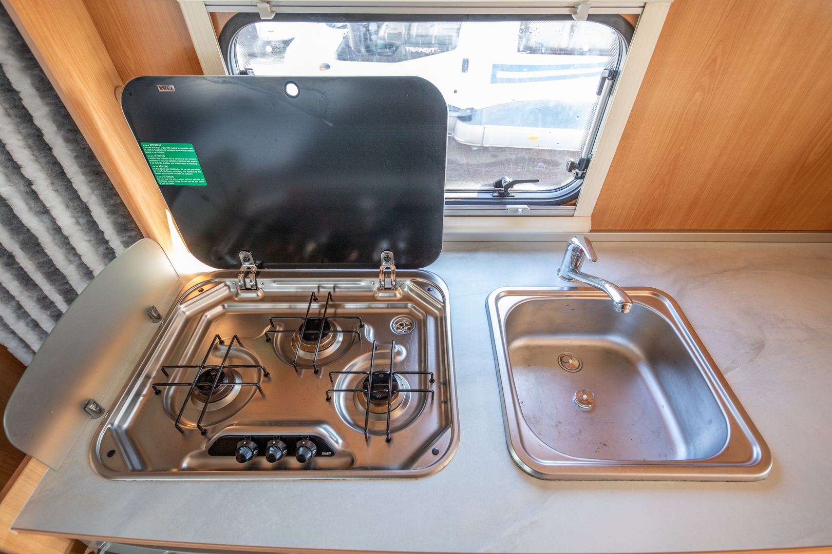 ELNAGH Baron 37 2009