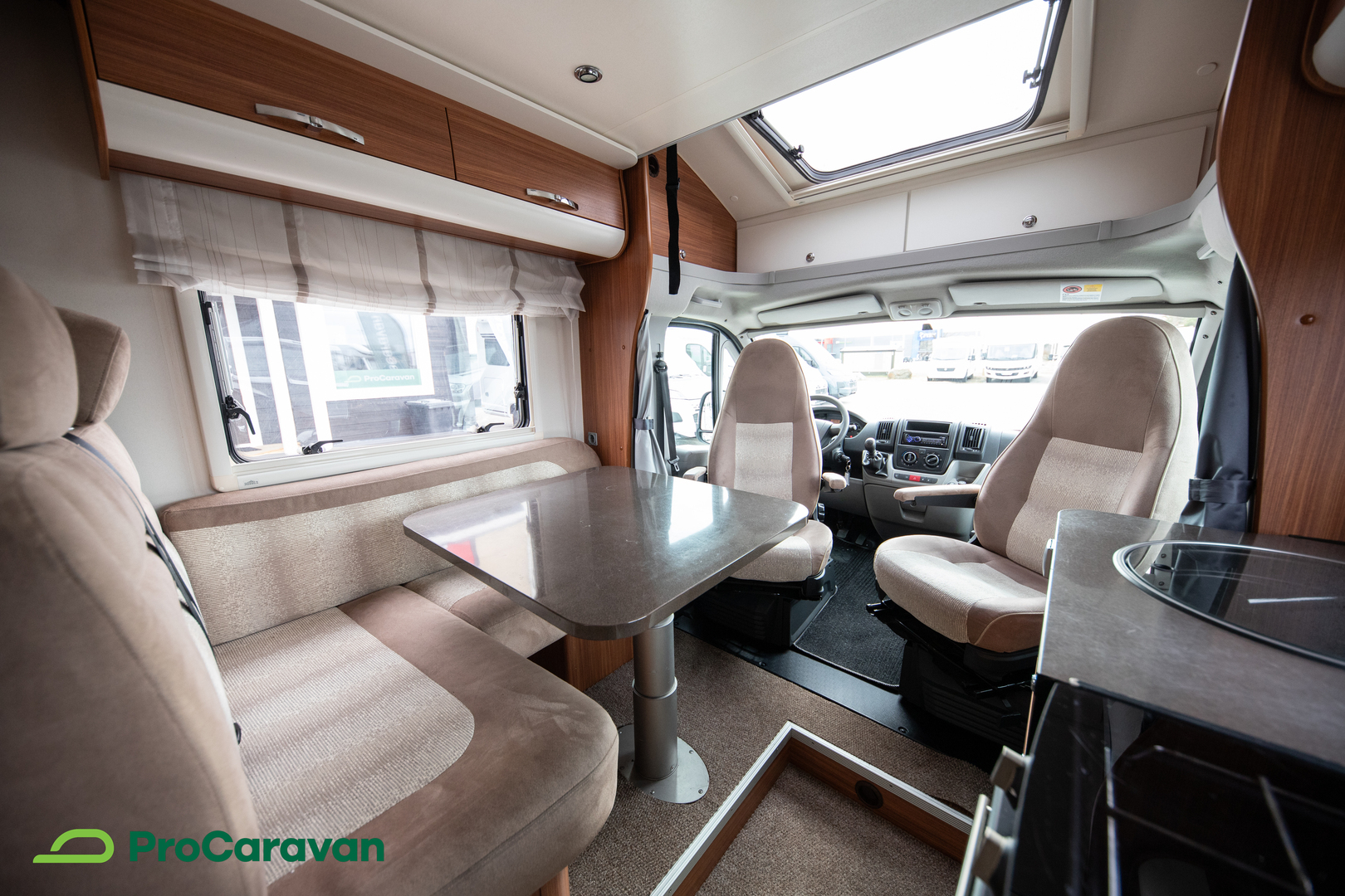 ADRIA Matrix M 680SL 2011