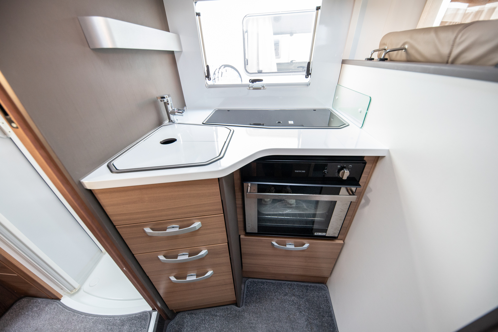 ADRIA Matrix M 670 SL 2018