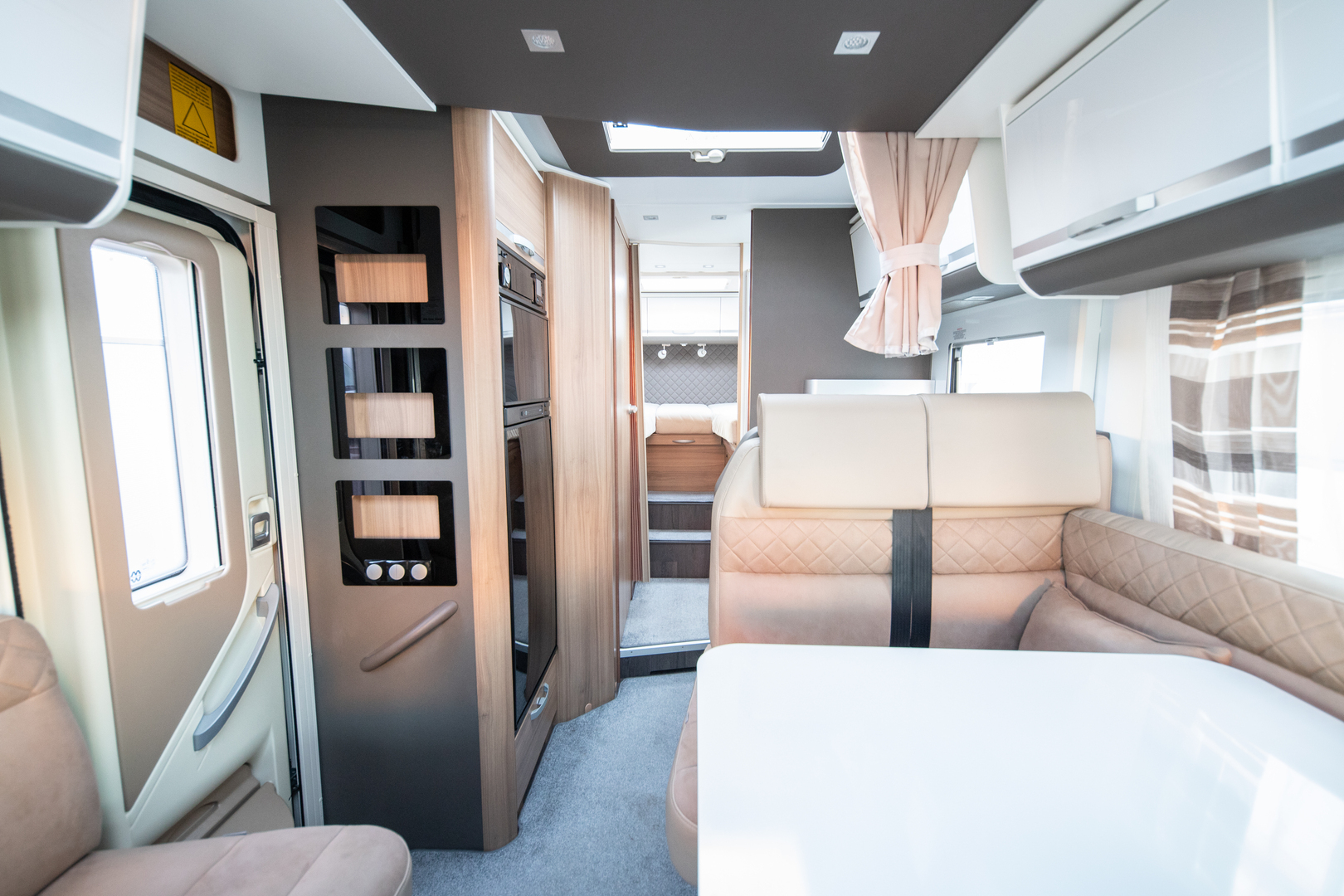 ADRIA Matrix M 670 SL 2018