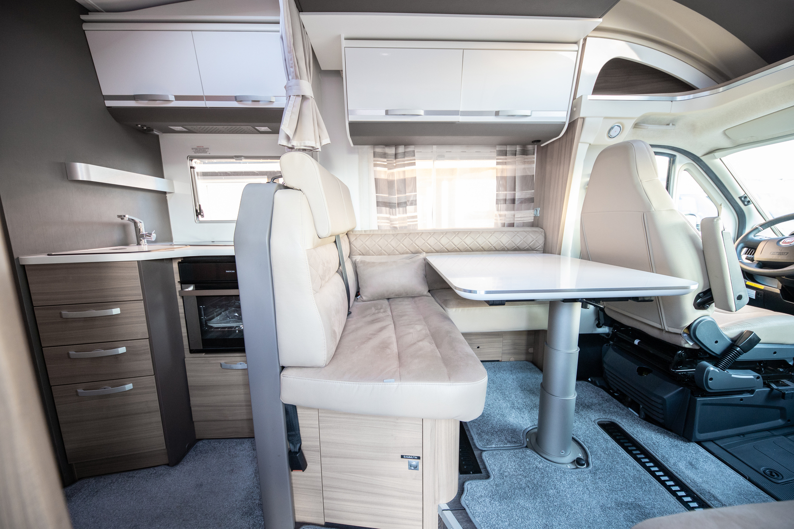 ADRIA Matrix M 670 SL 2018