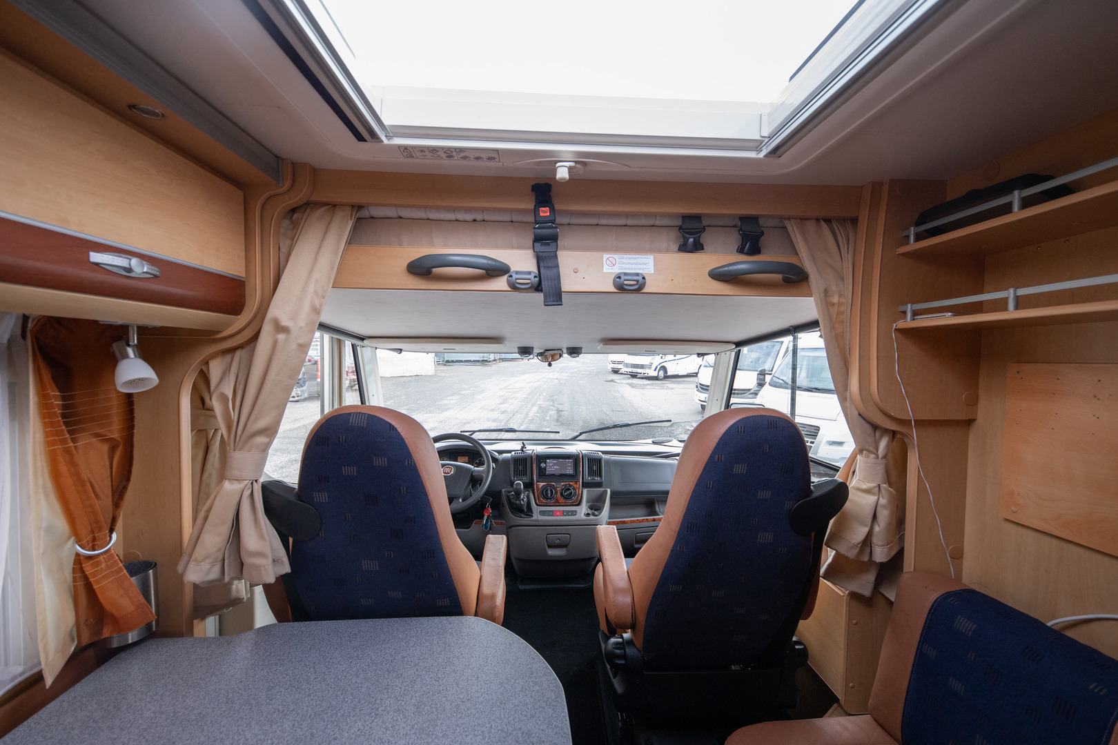 DETHLEFFS Globebus 2011