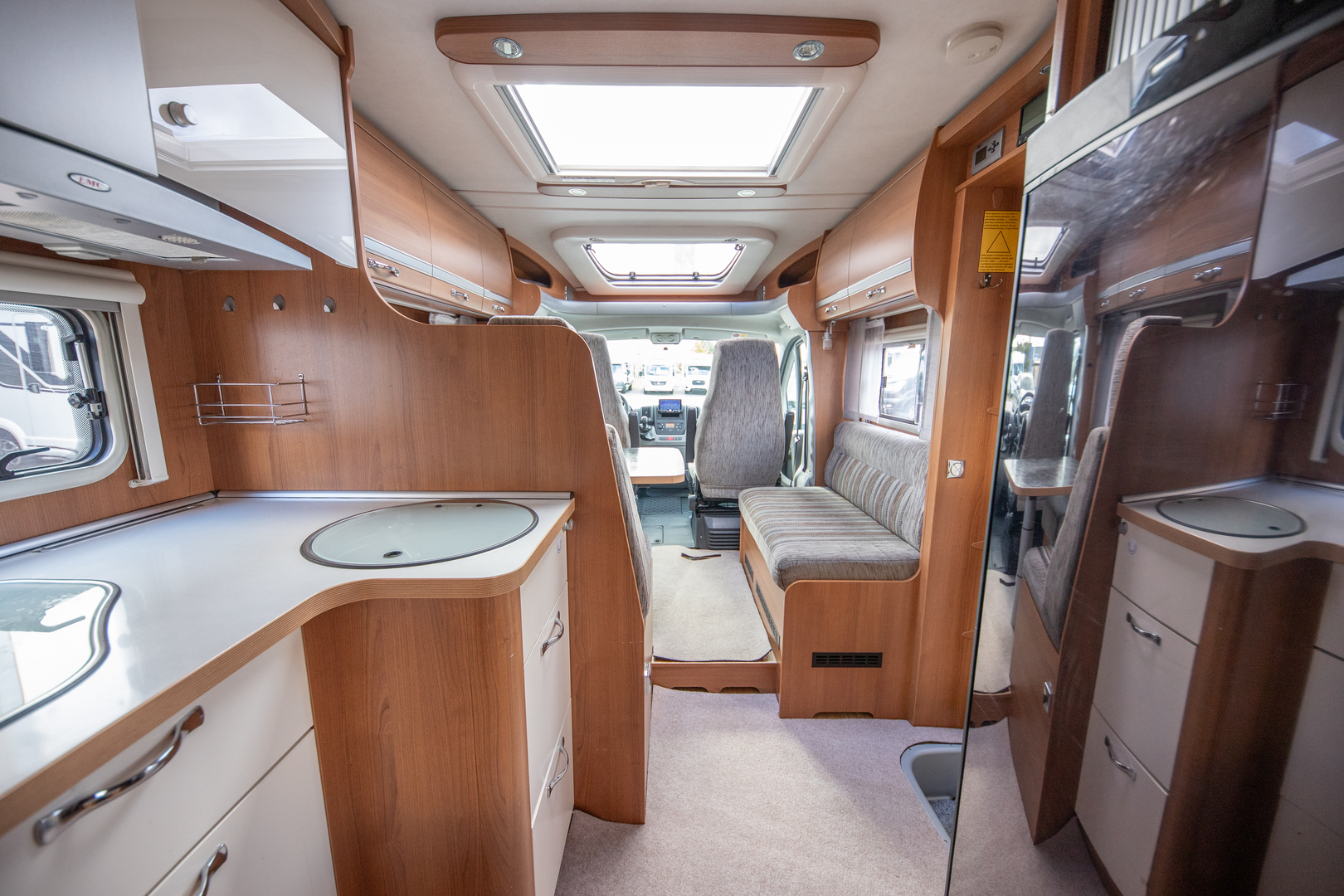 LMC Liberty 662 TI Cruiser 2010