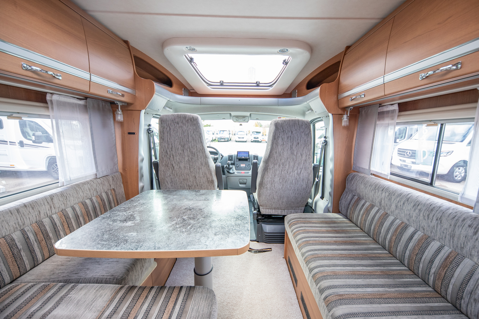 LMC Liberty 662 TI Cruiser 2010