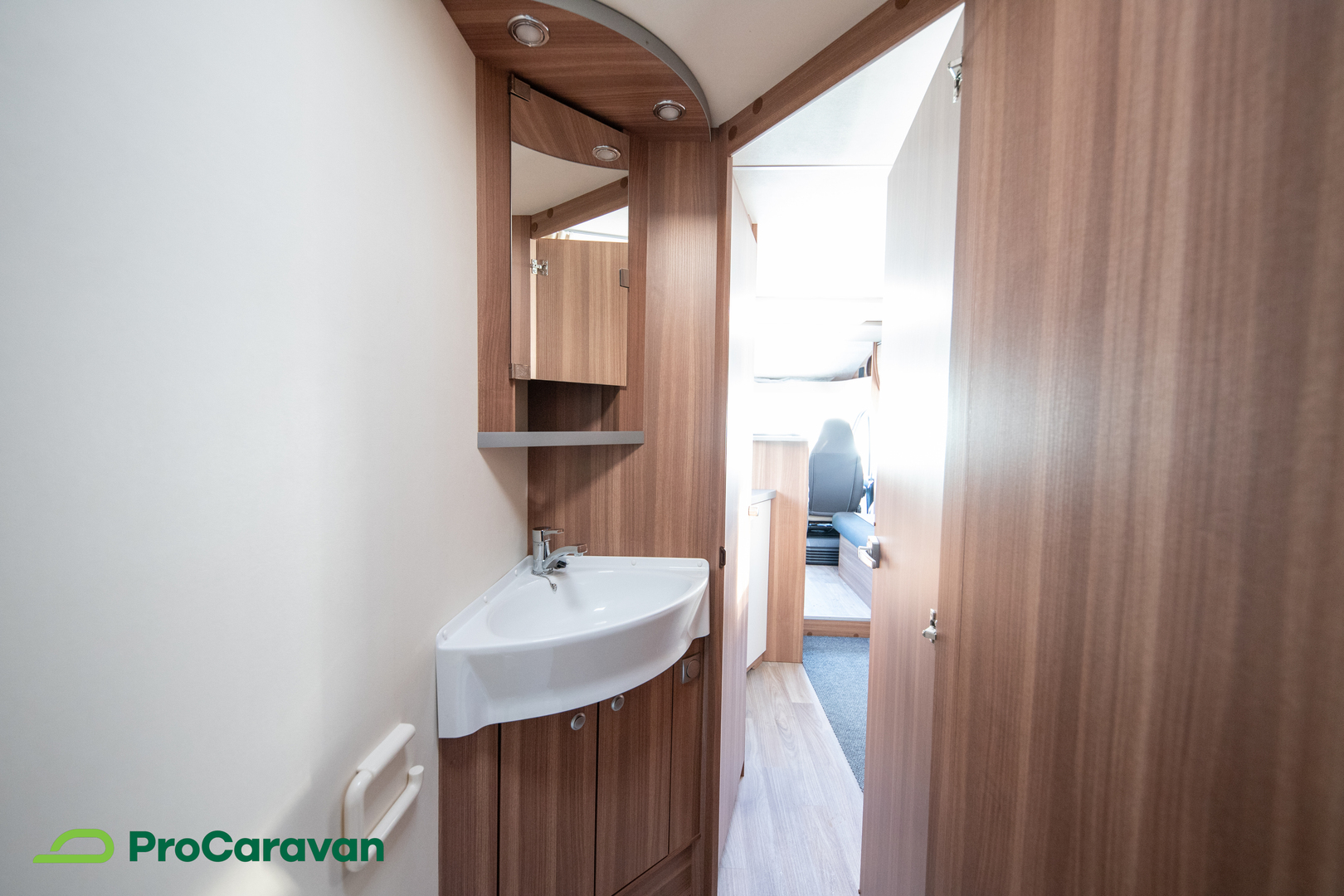 WEINSBERG 650 MF 2016