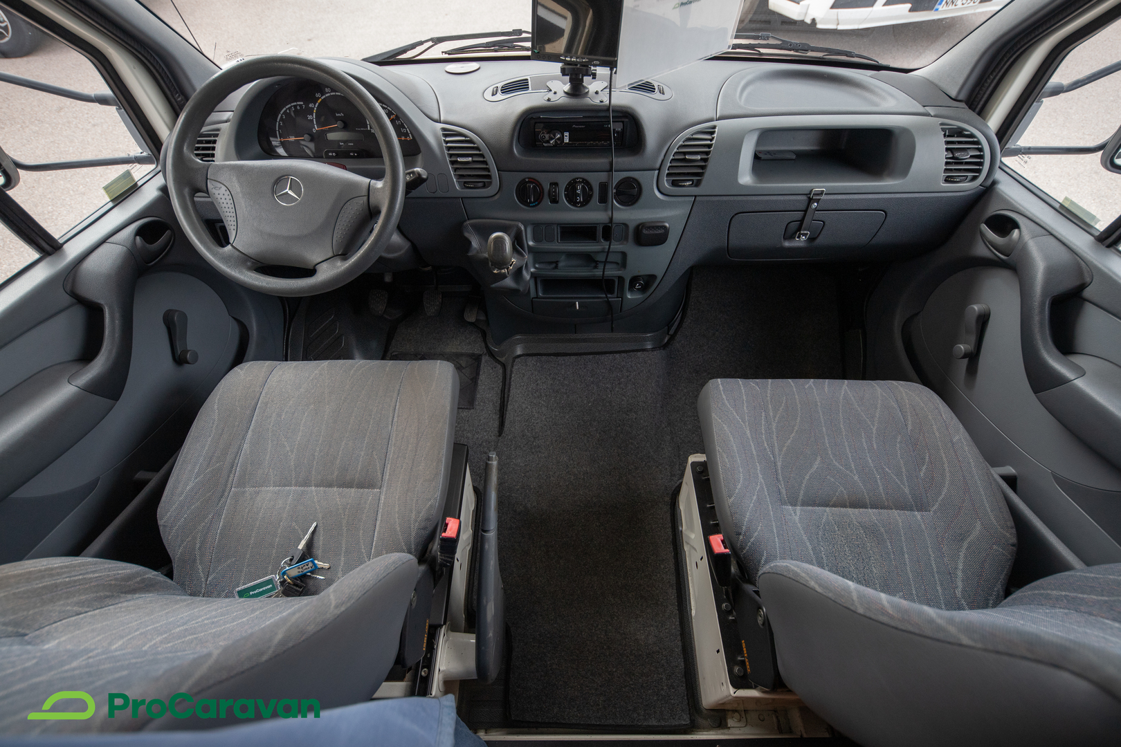 LMC Liberty 635 2000