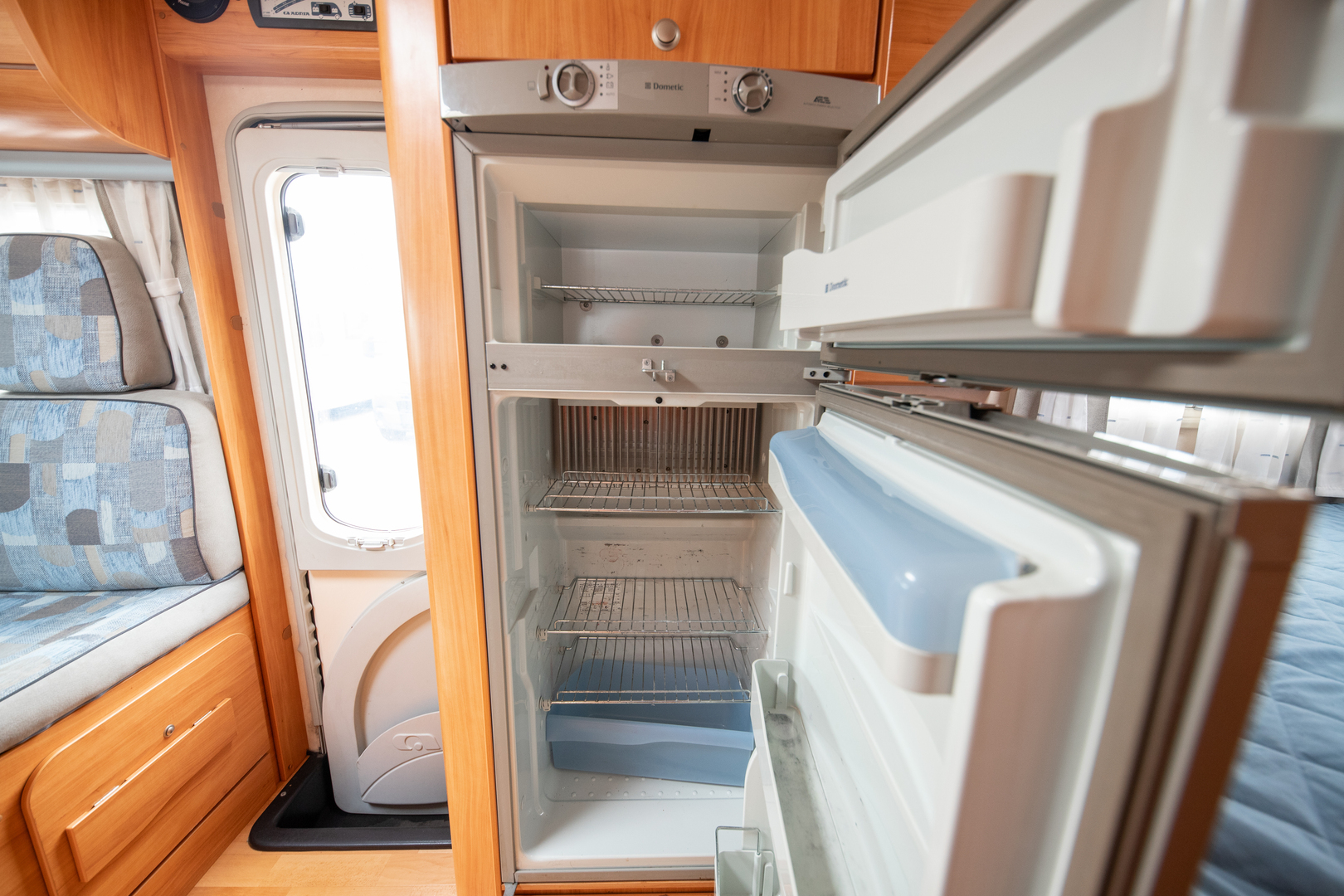 ADRIA Coral Silver S 650SP 2008