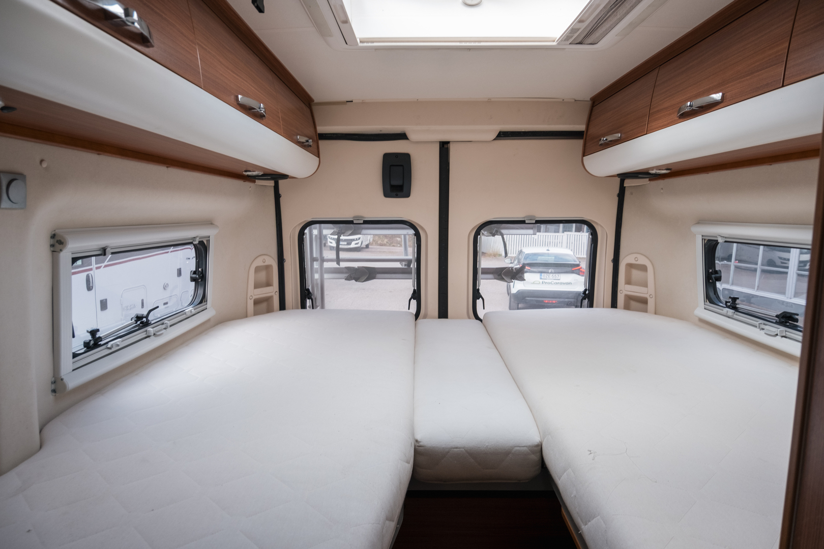 ADRIA Twin 640 SL 2011